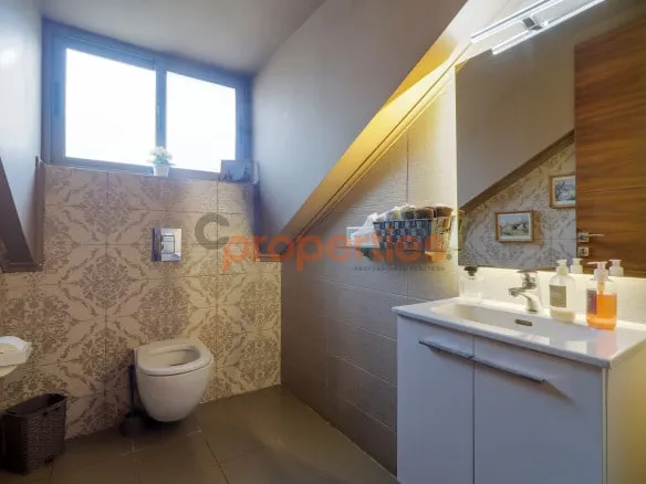 Apartment for Sale in Ain Saadeh