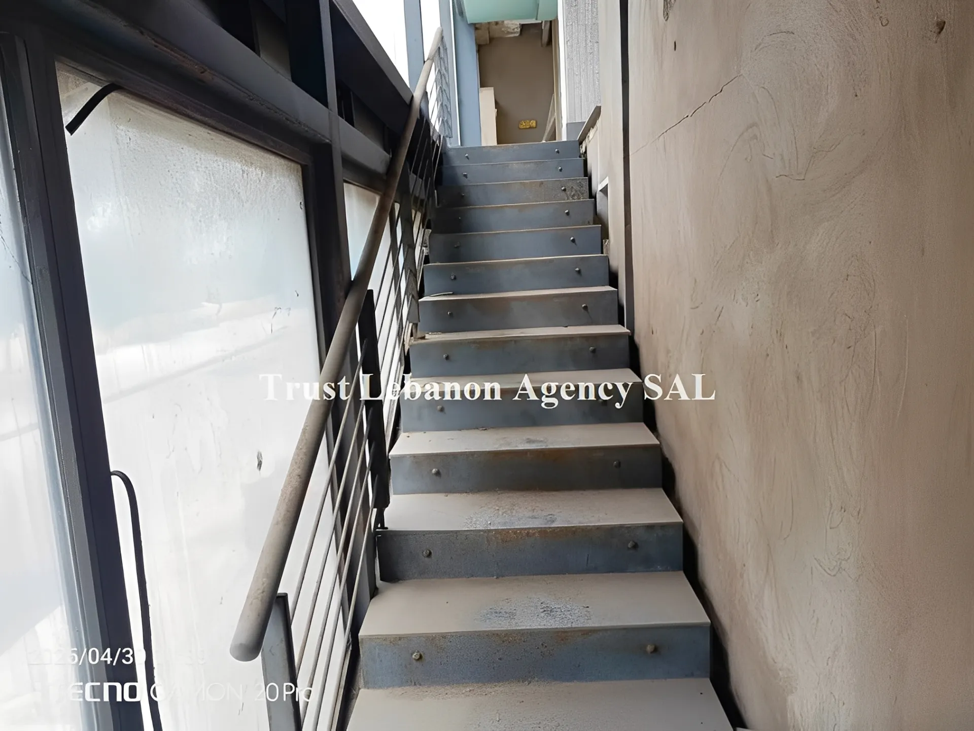 Commercial Property For Rent in Alay, khaldeh