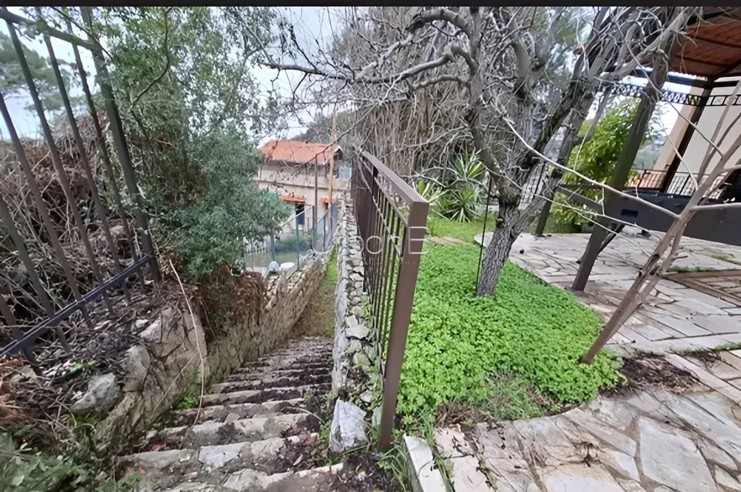 Villa for sale in Dlebta, lebanon - 4 bed, 5 bath