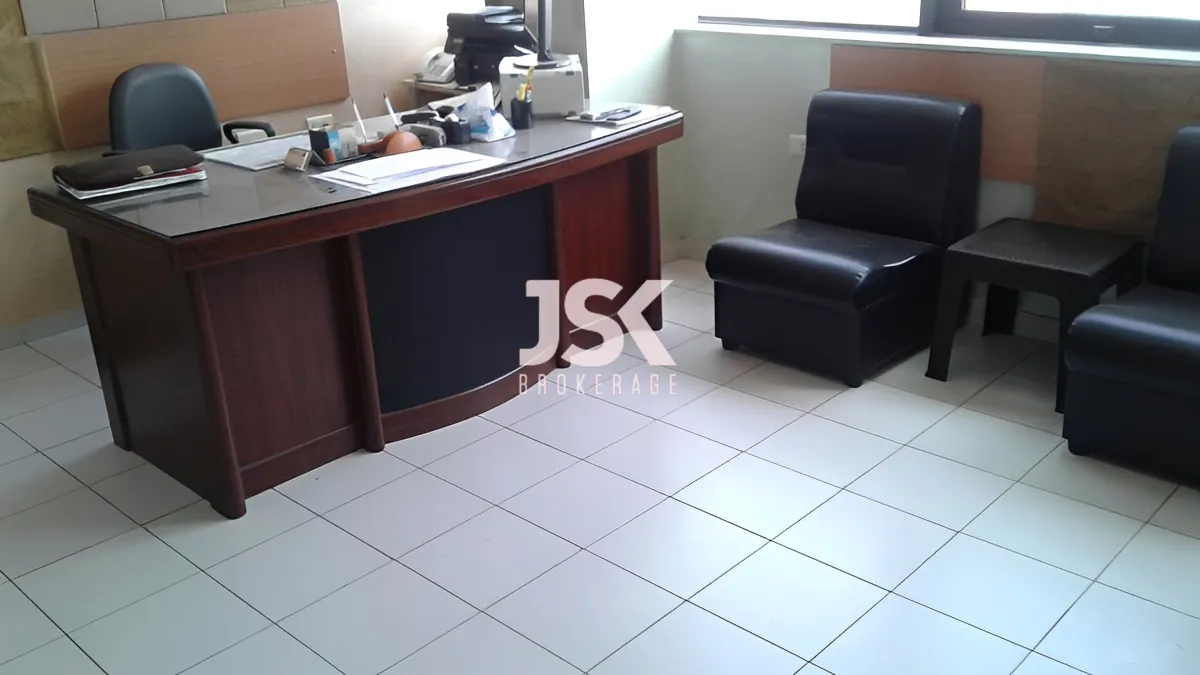 Office for Sale in Baouchriyeh