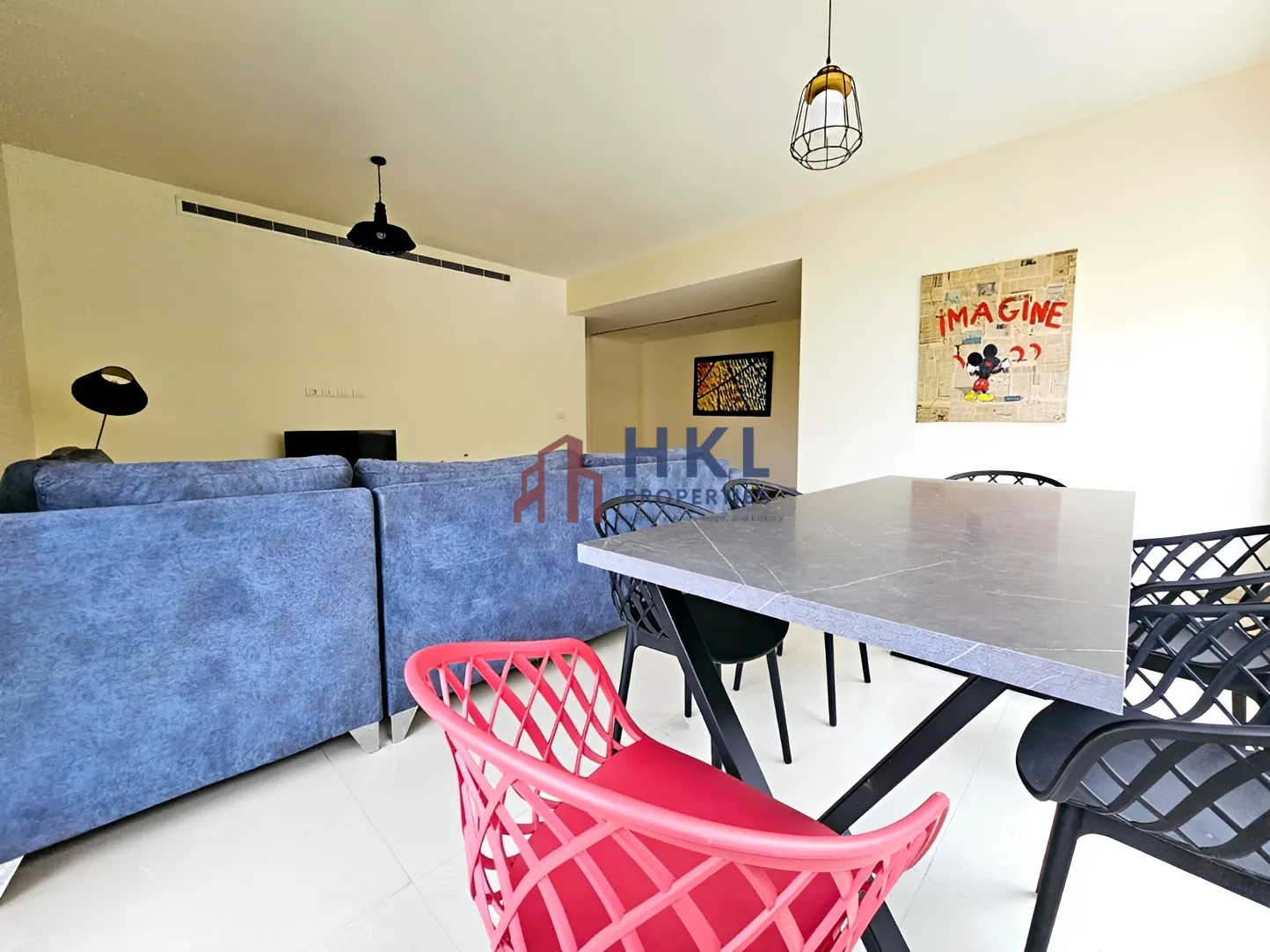 Apartment for rent in Ain Al Mraiseh, Beirut, Lebanon