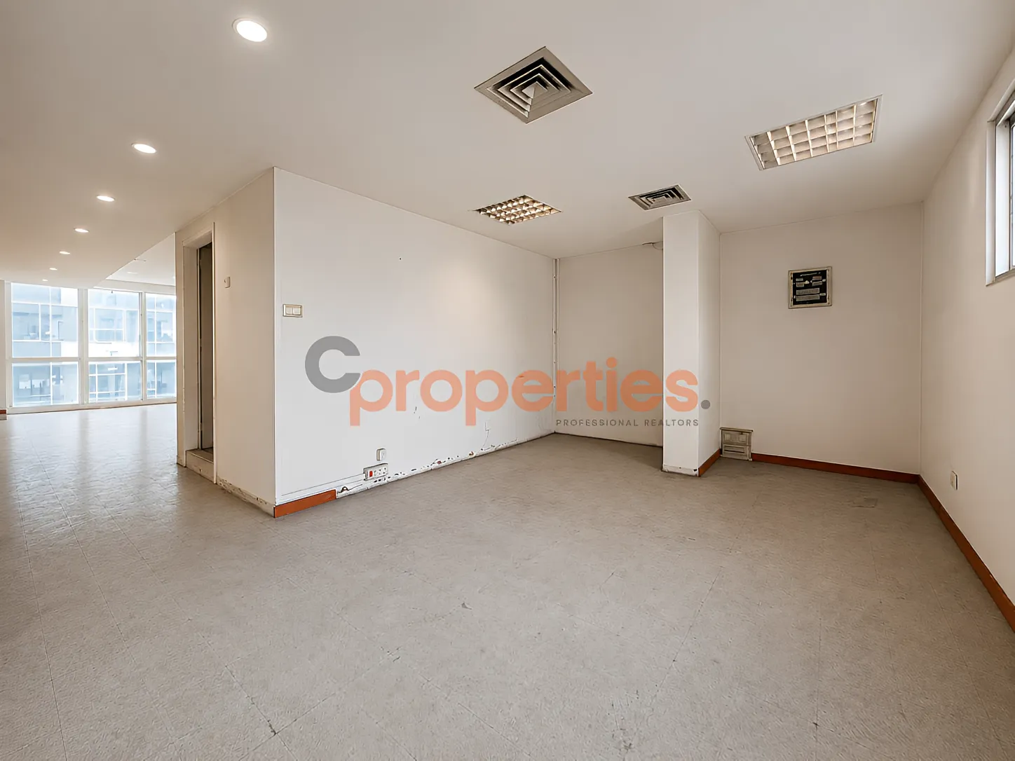 Office for rent in Hamra, Beirut, Lebanon