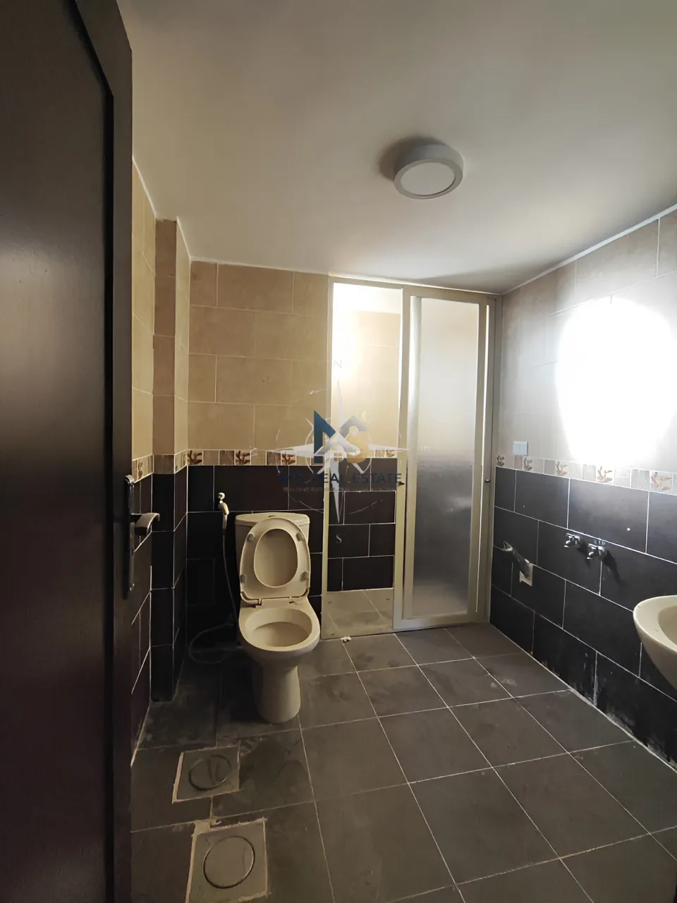 شقة for sale in تول، لبنان