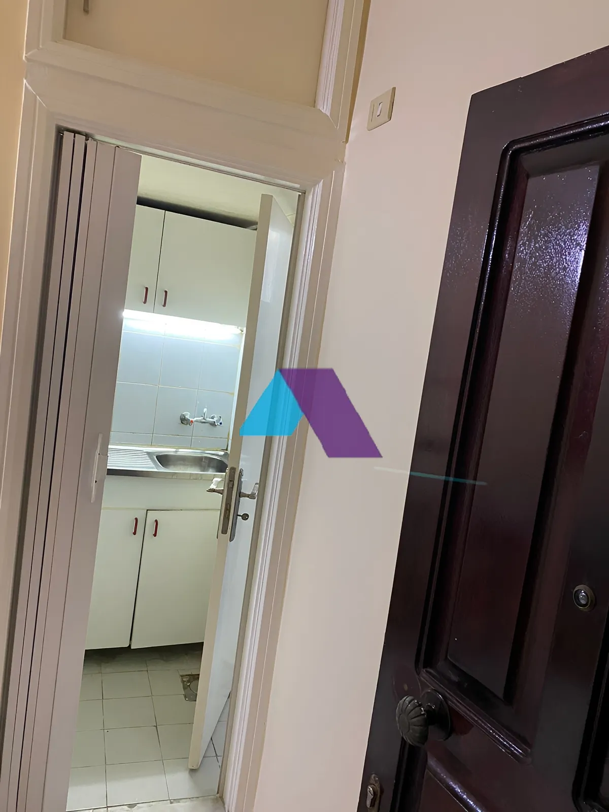 Office for Sale in Baouchriyeh