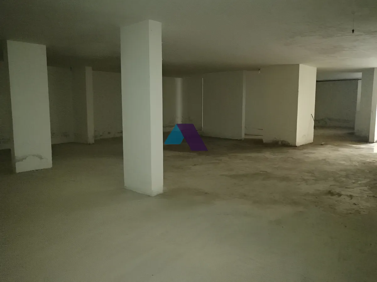 Warehouse for sale in Bsaba