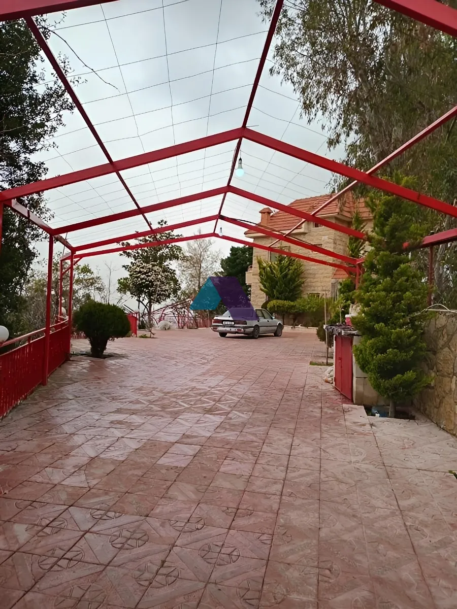 Villa for Sale in Aley