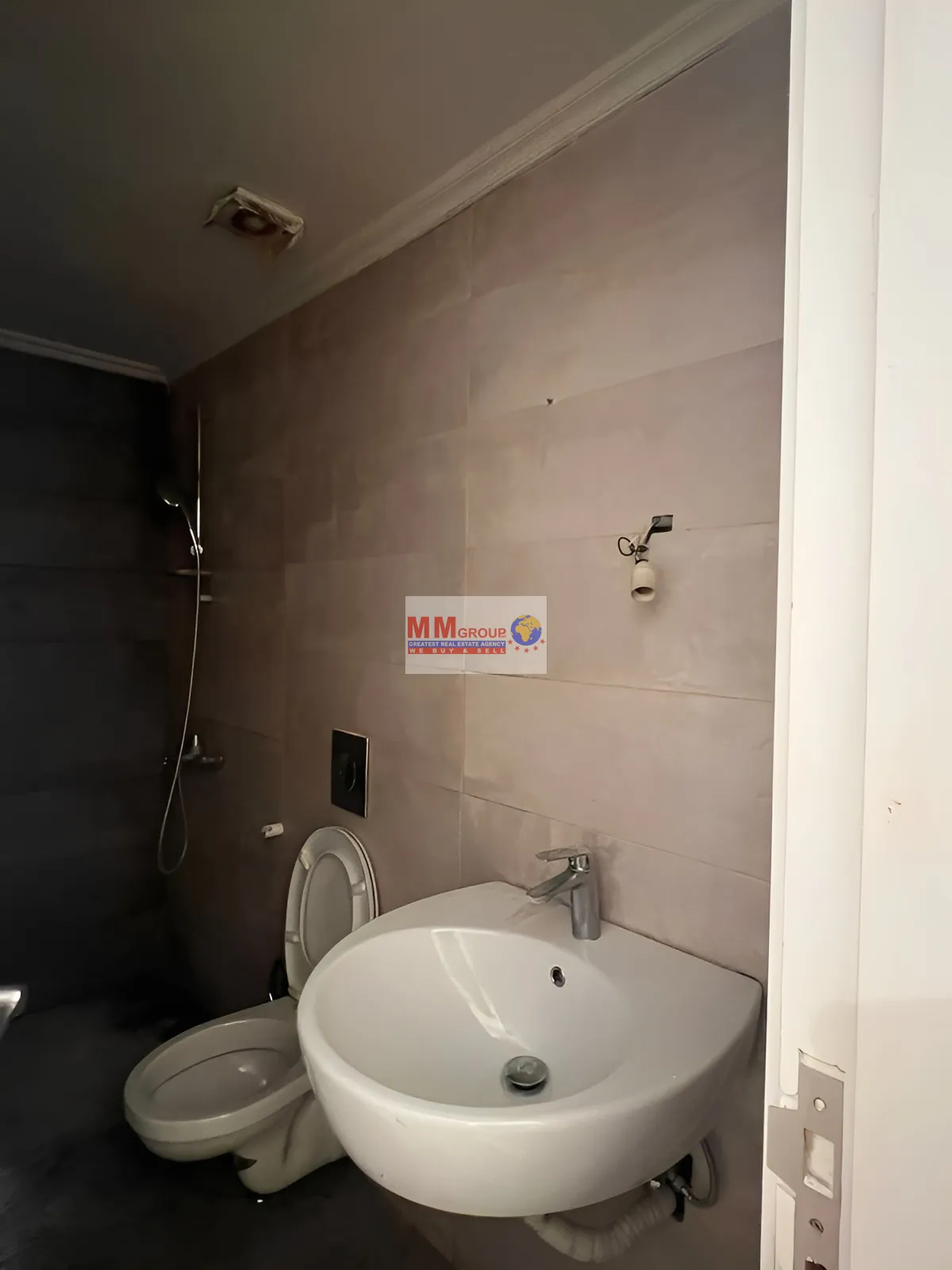 Apartment for Sale in Bhersaf - 3 bed, 3 bath
