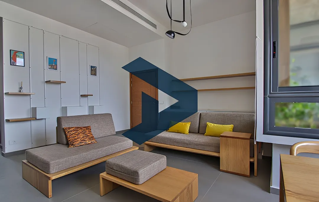 Apartment for rent in Caree d'or, Achrafieh, Lebanon - 2 bed, 3 bath
