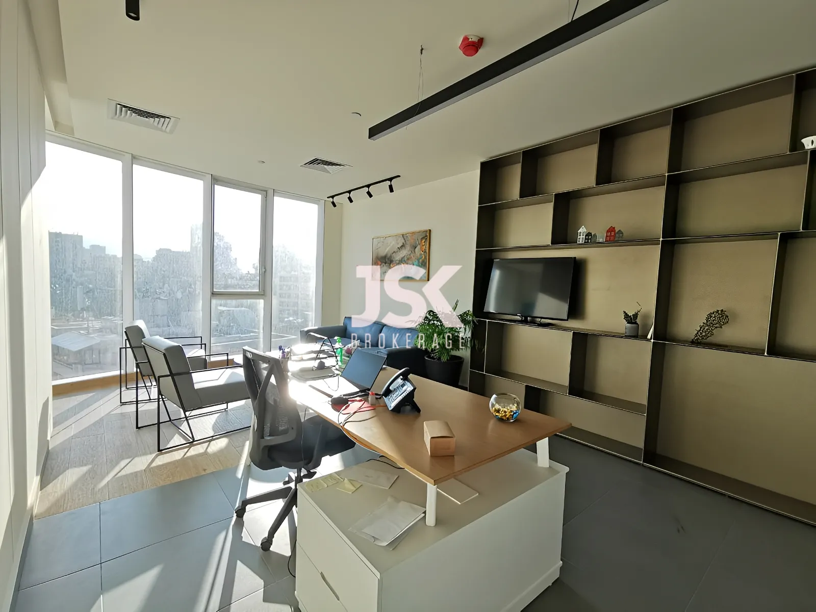 Building for Rent in Achrafieh
