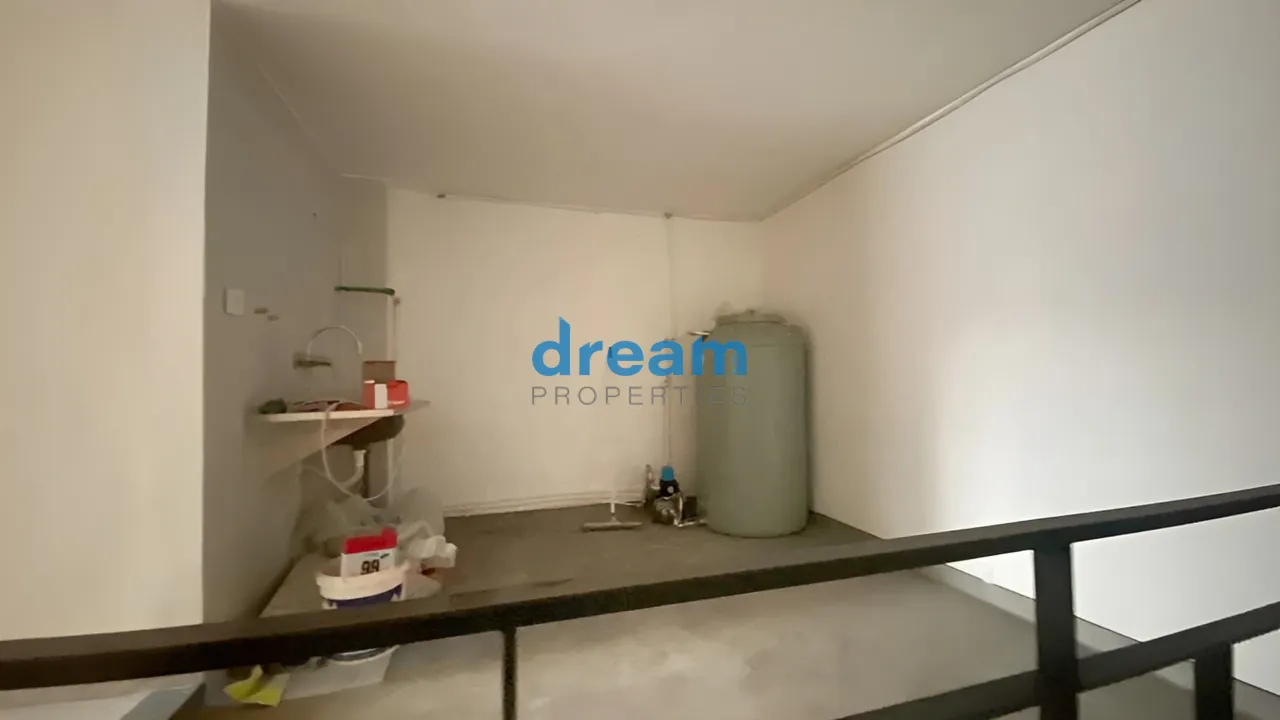 Shop for rent in Dekwaneh