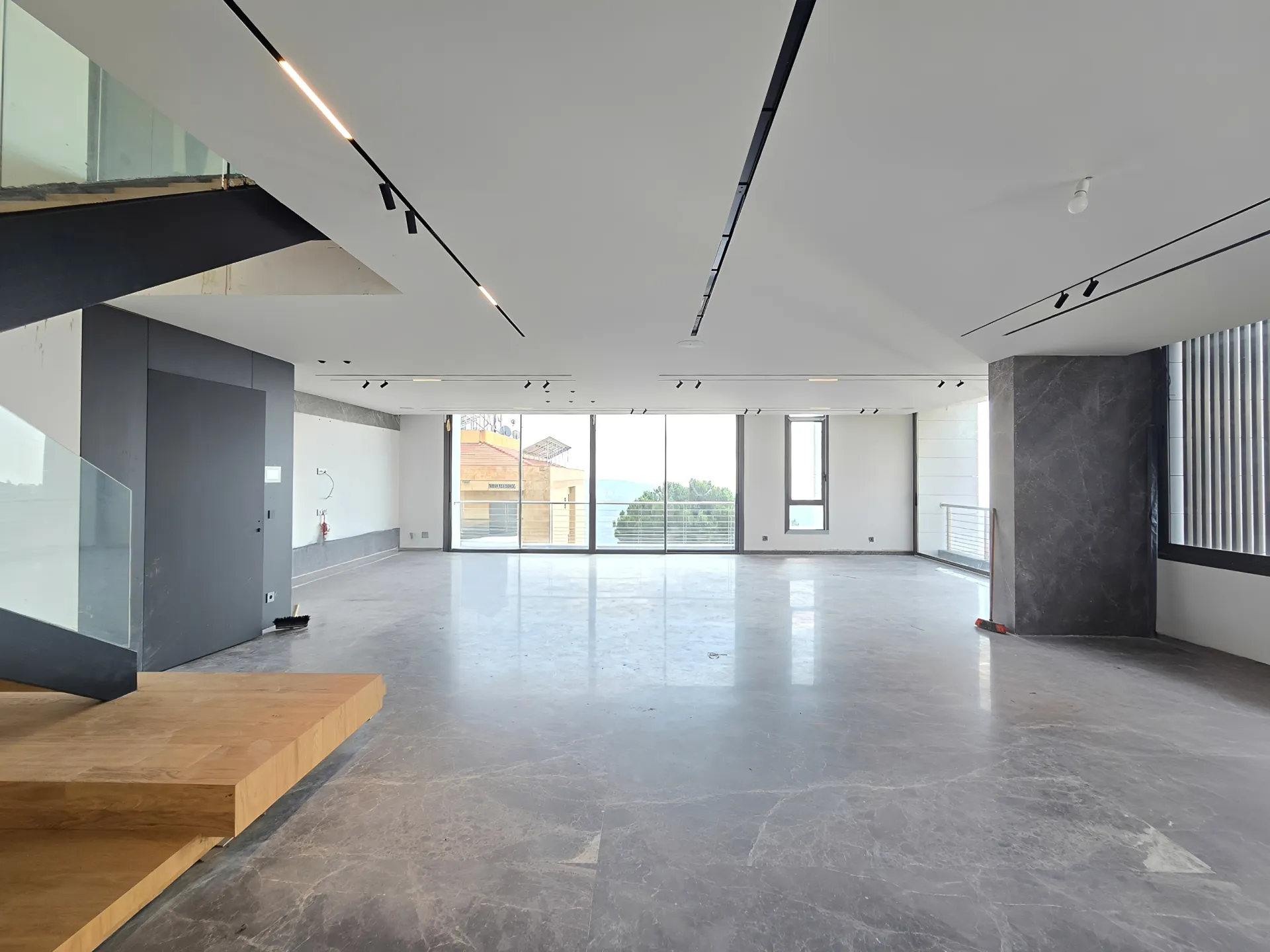 Duplex for sale in Monteverde main street، lebanon