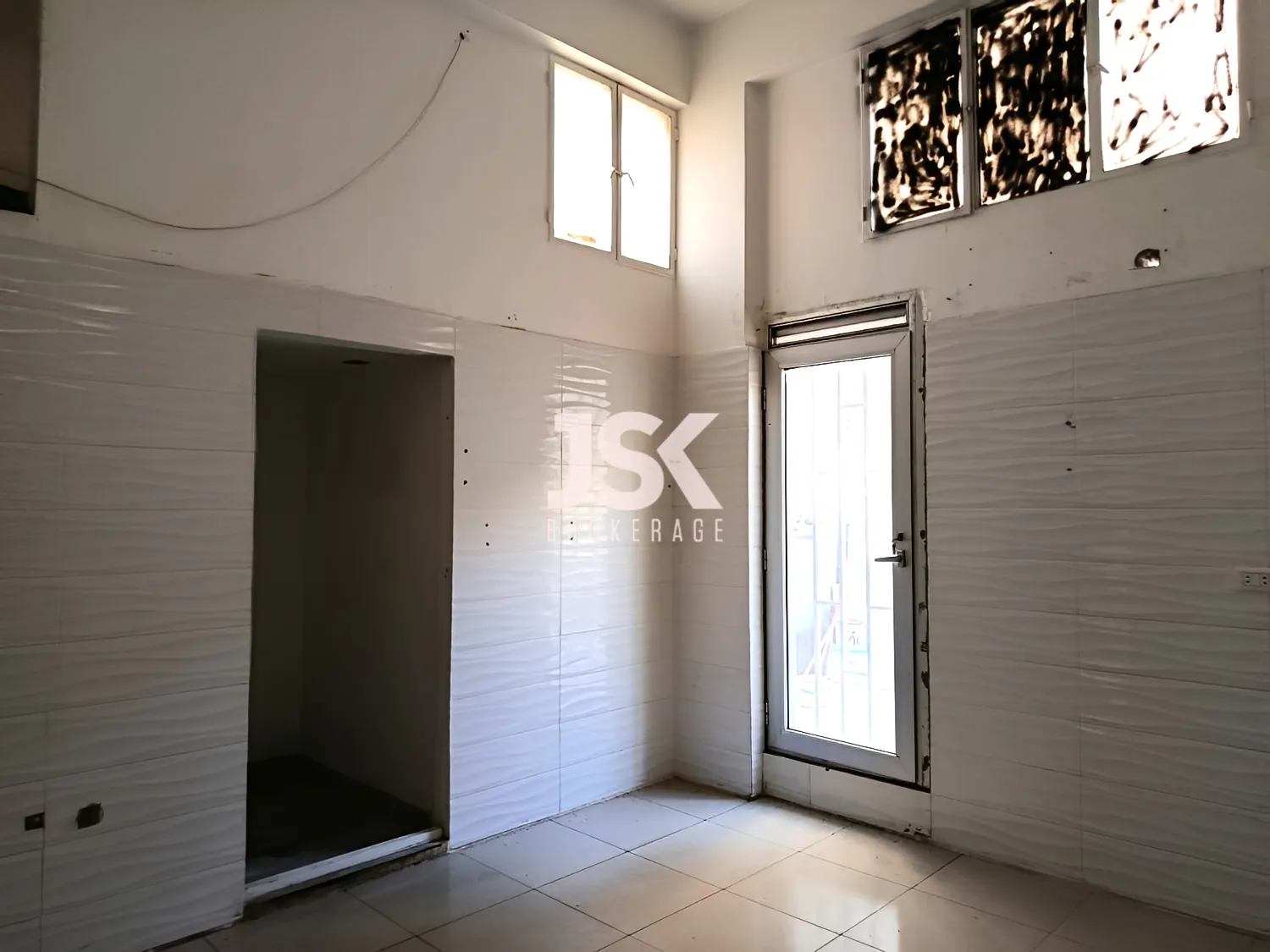 Shop for Rent in Achrafieh