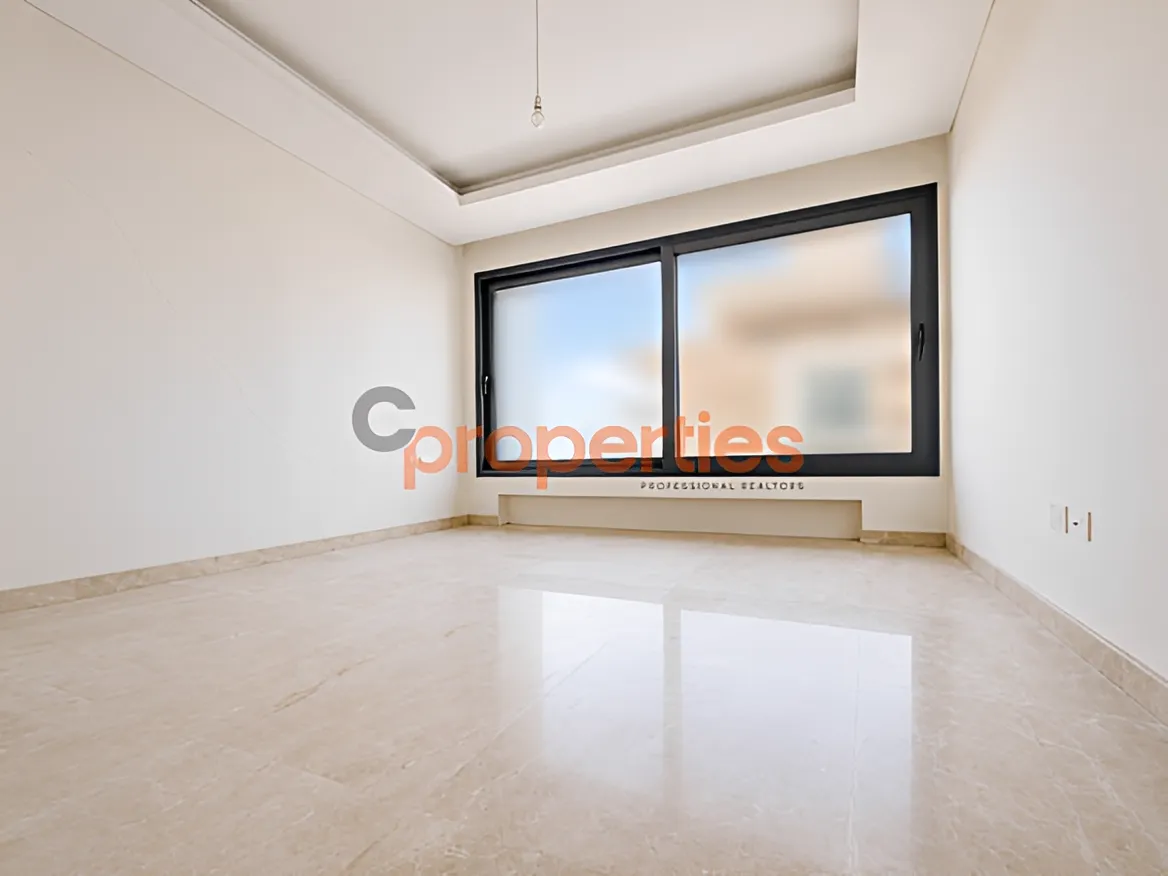 Apartment for sale in Ramleh Al Bayda, Beirut, Lebanon - 4 bed, 6 bath