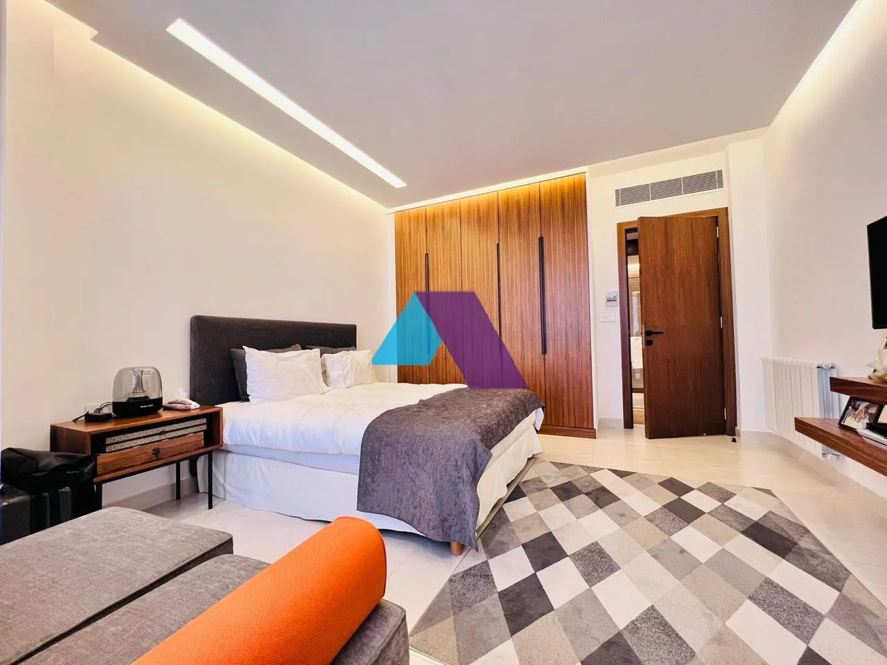 Apartment for Sale in Ain El Tineh