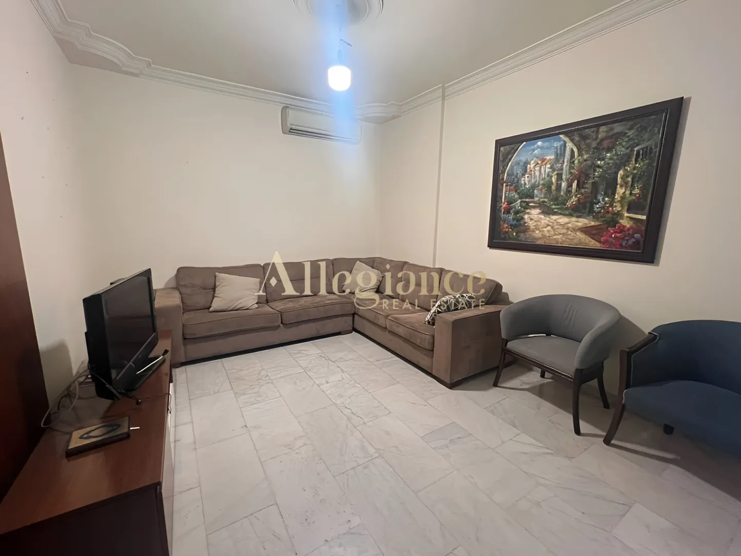 Apartment for rent in Ras Al Naba'a