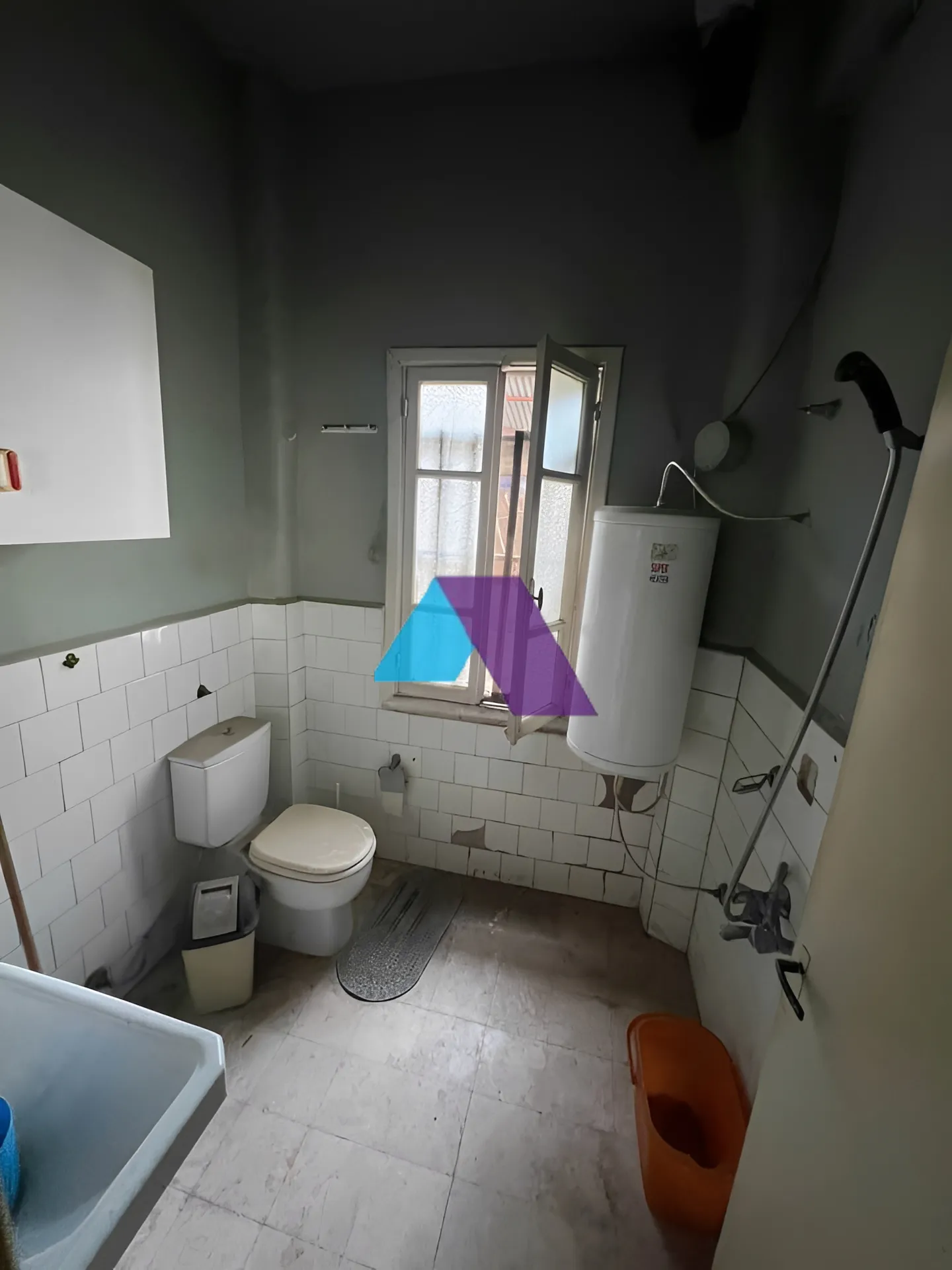 Apartment for Sale in Bourj Hammoud - 2 bed, 2 bath