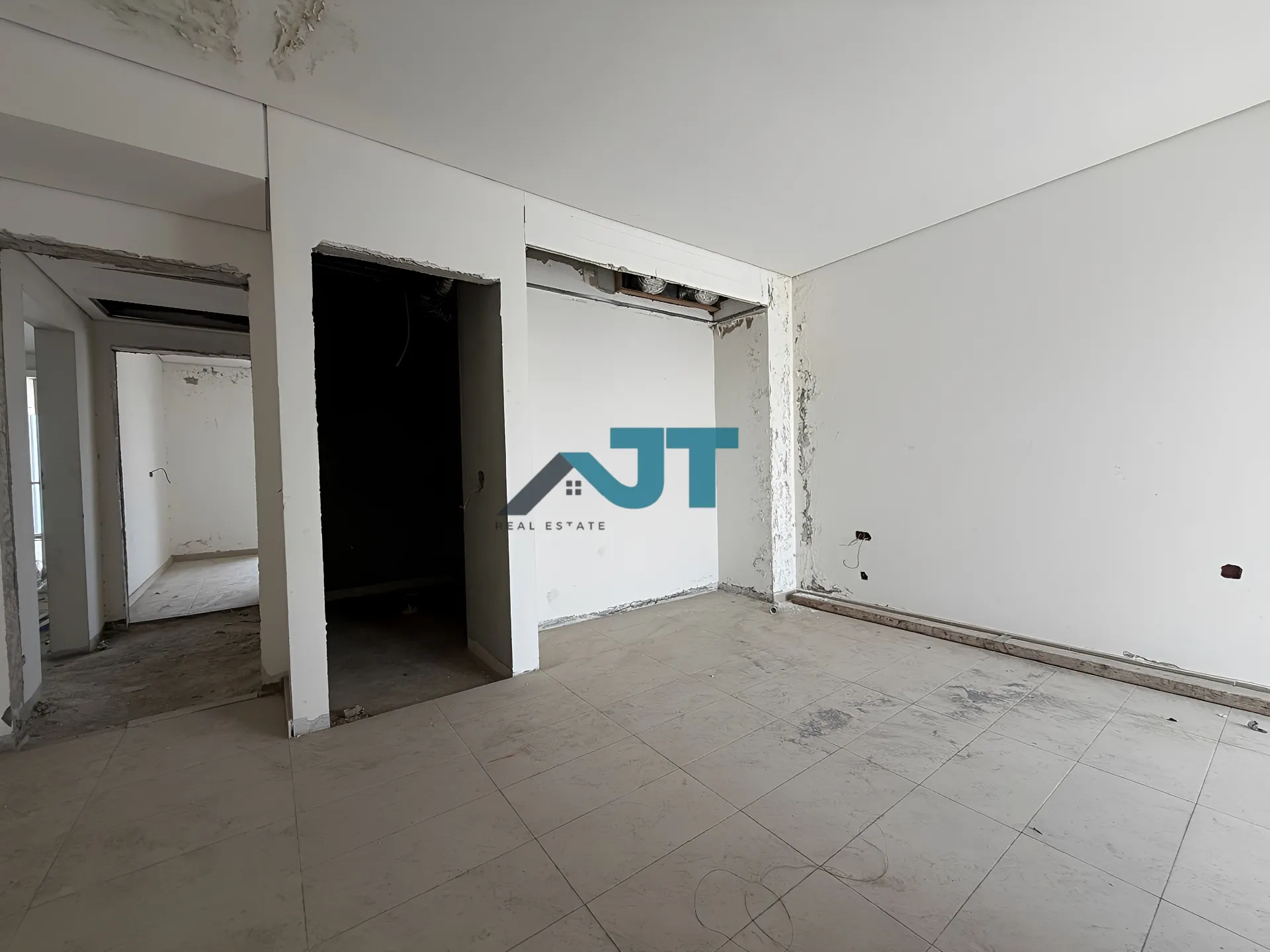 Apartment for sale in Achrafieh, beirut, lebanon - 2 bed, 3.0 bath