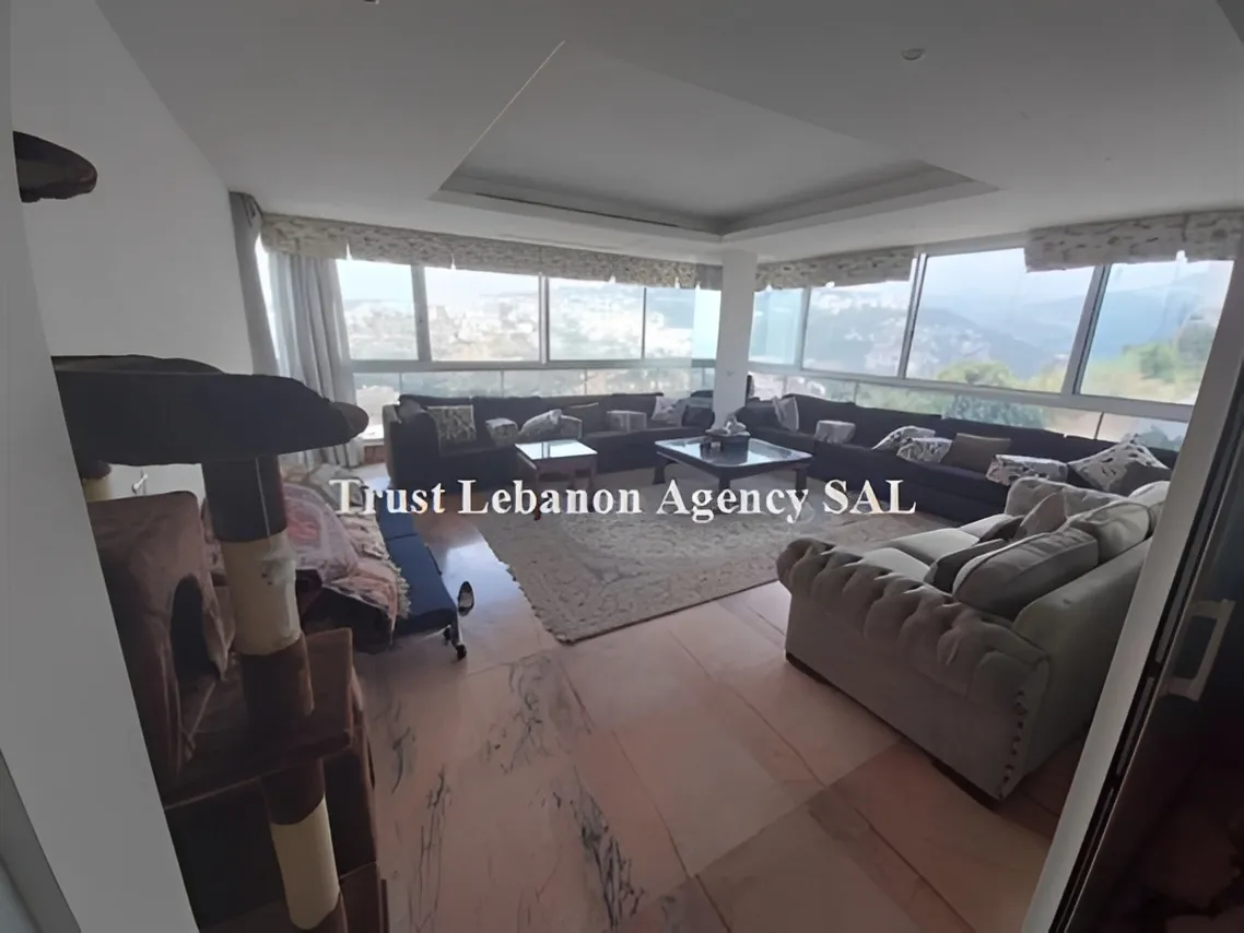 Apartment for Rent in Baabda, Louaizeh - 4 bed, 4 bath
