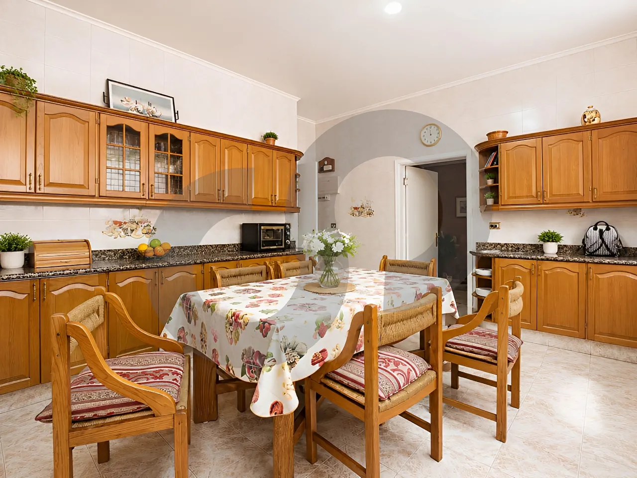 Villa for Sale in Montiverdi
