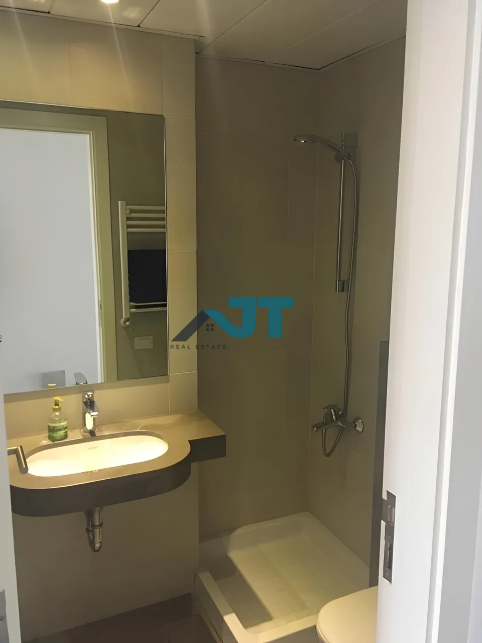 Apartment for rent in Achrafieh