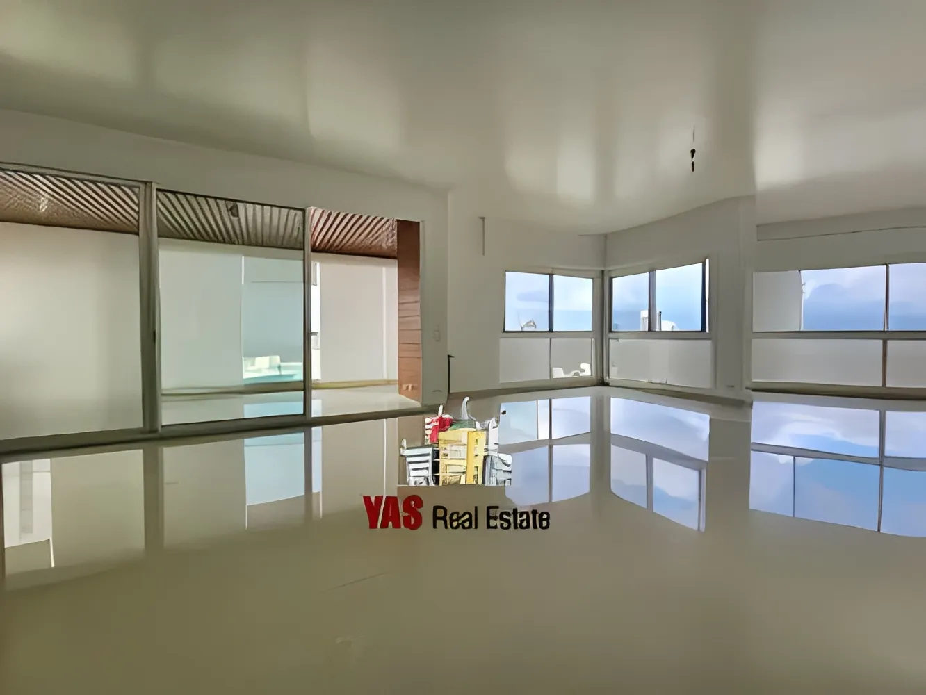 Apartment for Sale in Achrafieh - 4 bed, 5 bath