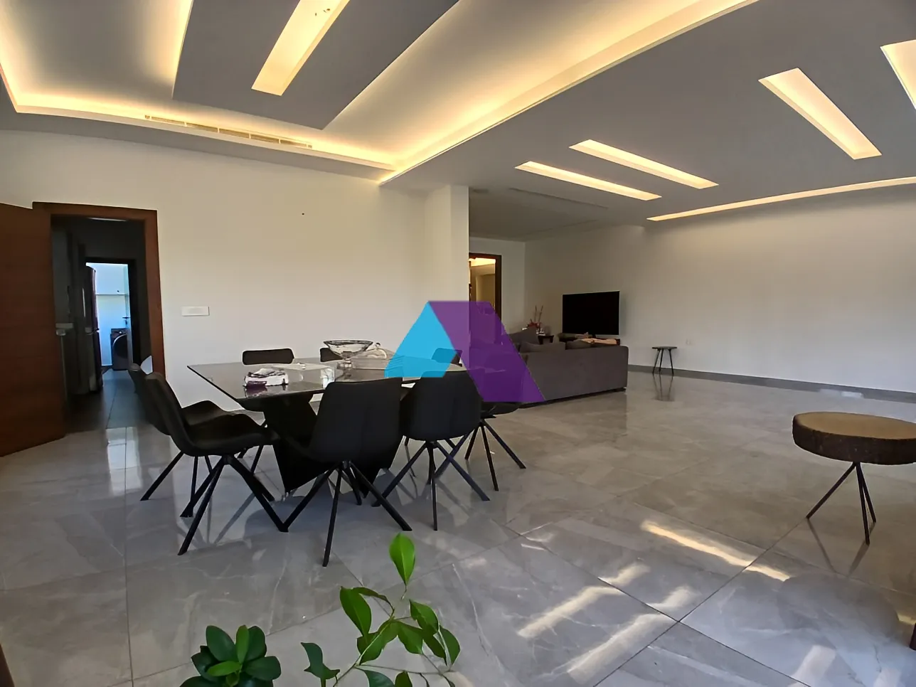 Apartment for Sale in Ballouneh