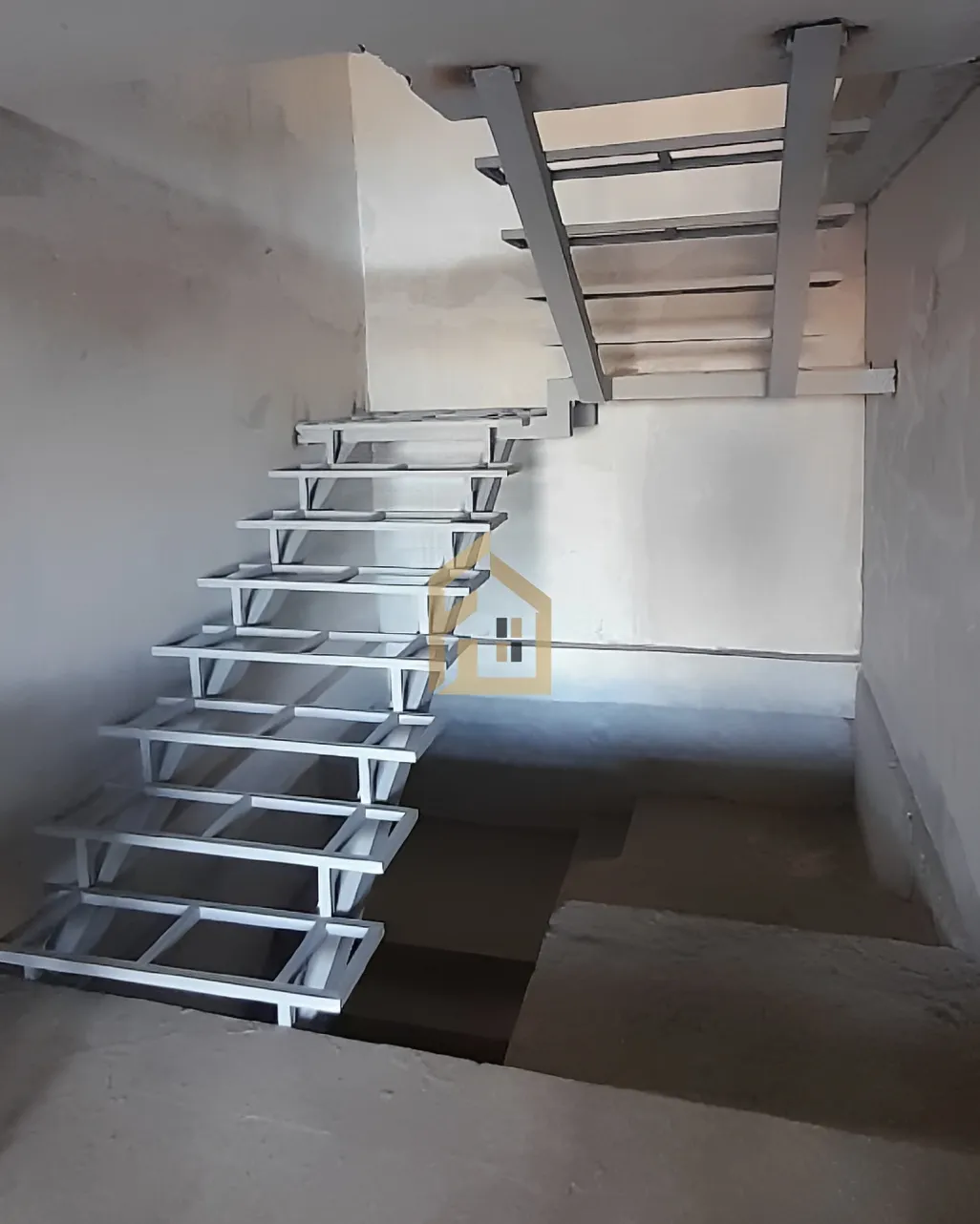 Shop for rent in Naqqache, Lebanon