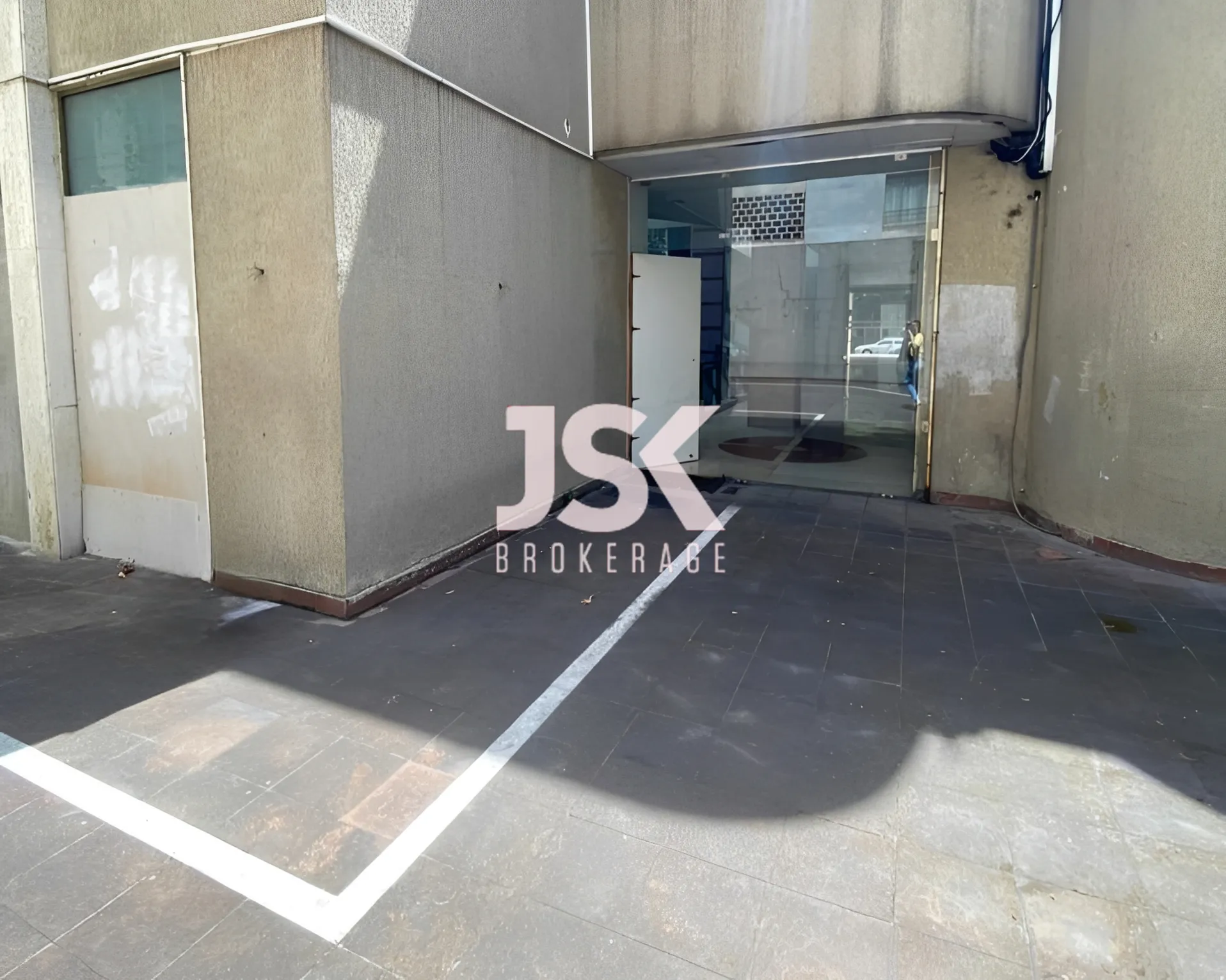 Shop for Sale in Hamra
