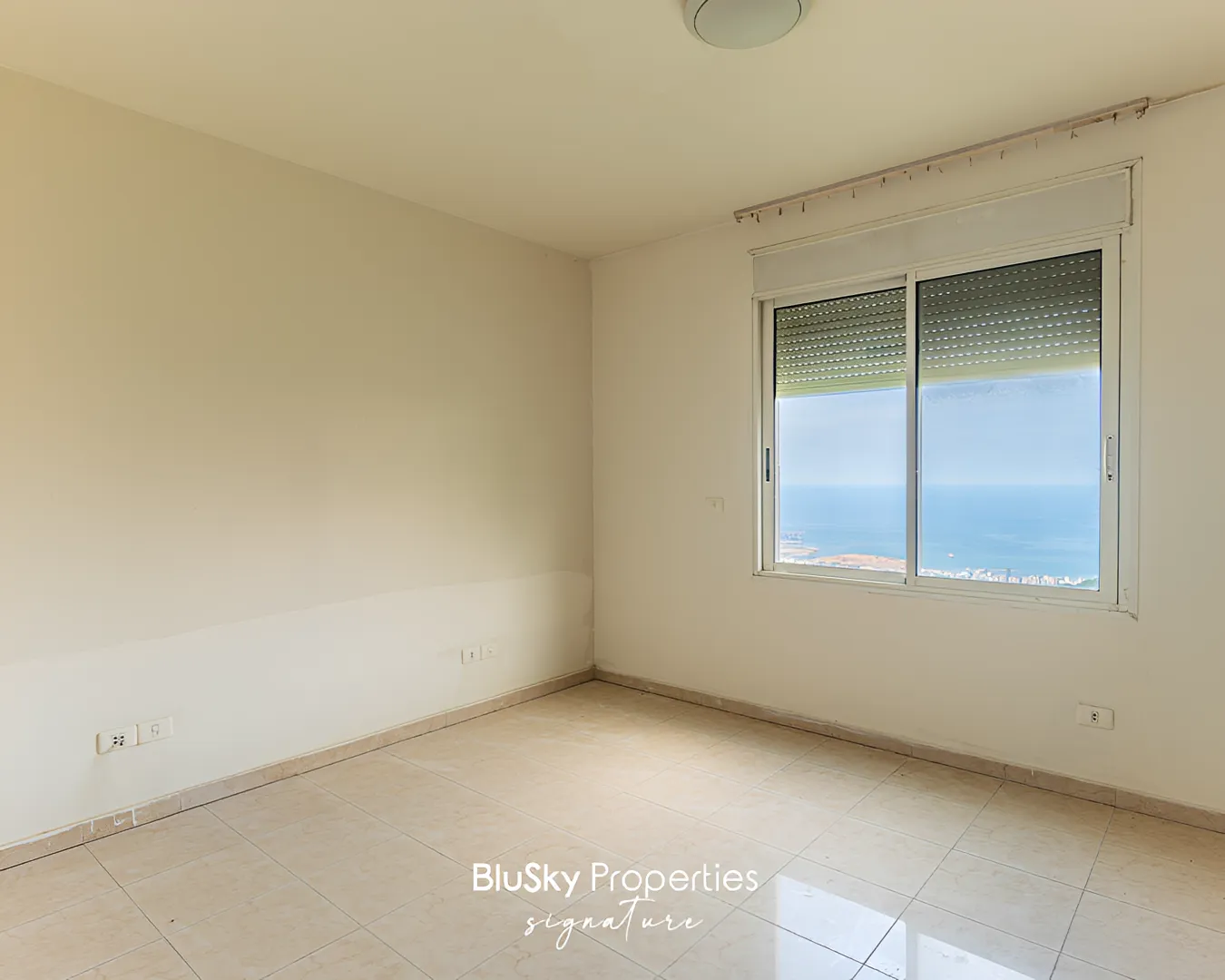 Apartment for sale in Ain Saadeh