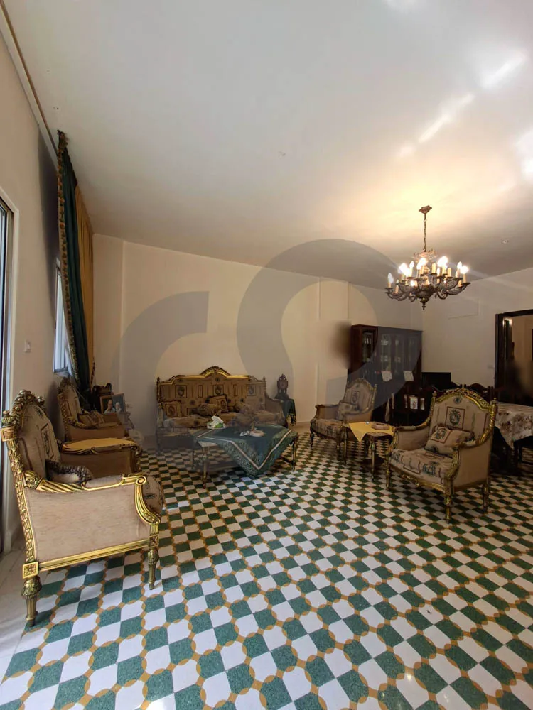 Building for Sale in Ras