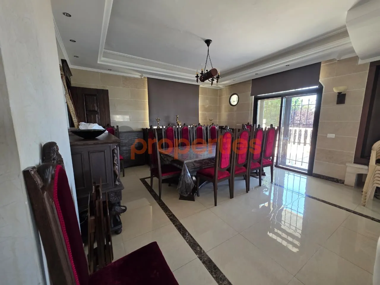 Villa for Rent in Zaarour