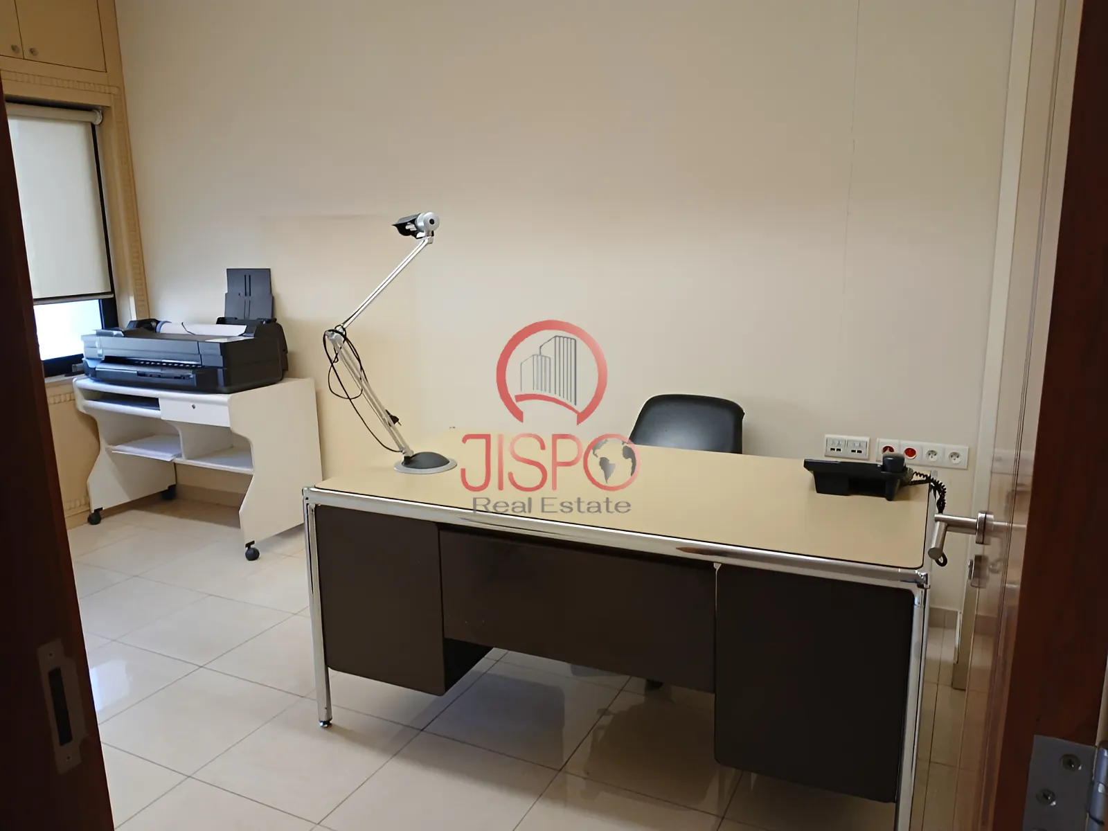 Office for sale in Daoura