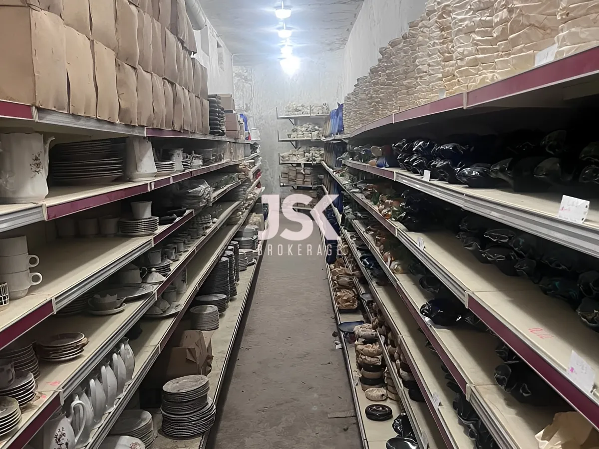 Warehouse for Sale in Achrafieh