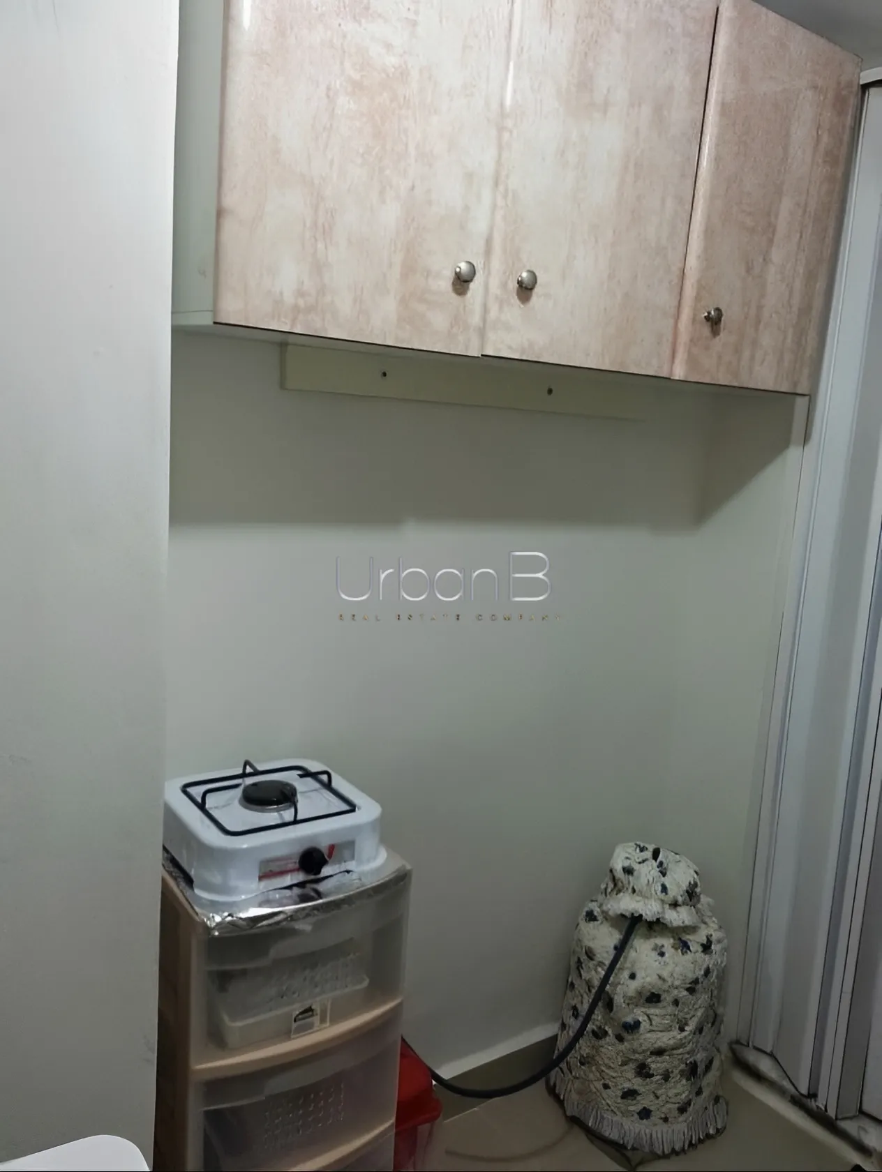 Studio for rent in Geitaoui, achrafieh, lebanon