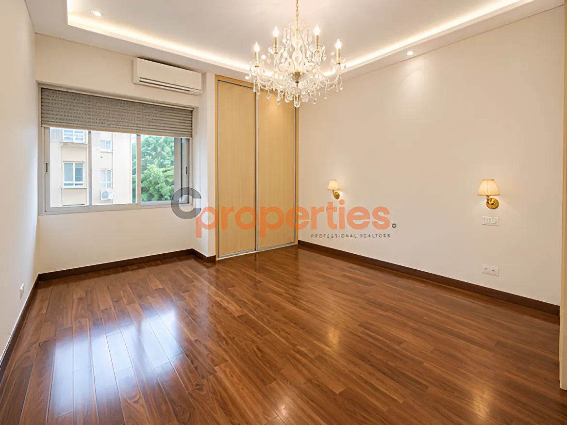 Apartment for Sale in Ras Beirut
