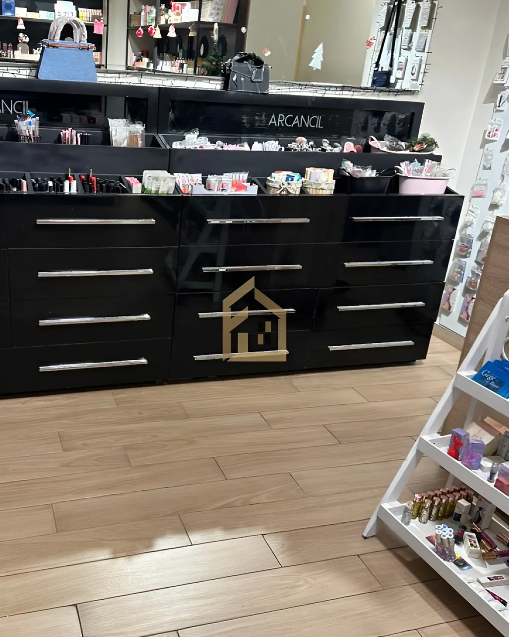 Shop for rent in Adonis, Lebanon