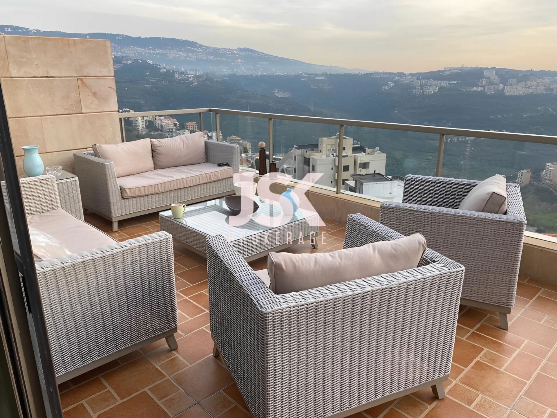 Duplex for Rent in Montverde, Lebanon - 3 bed, 5 bath