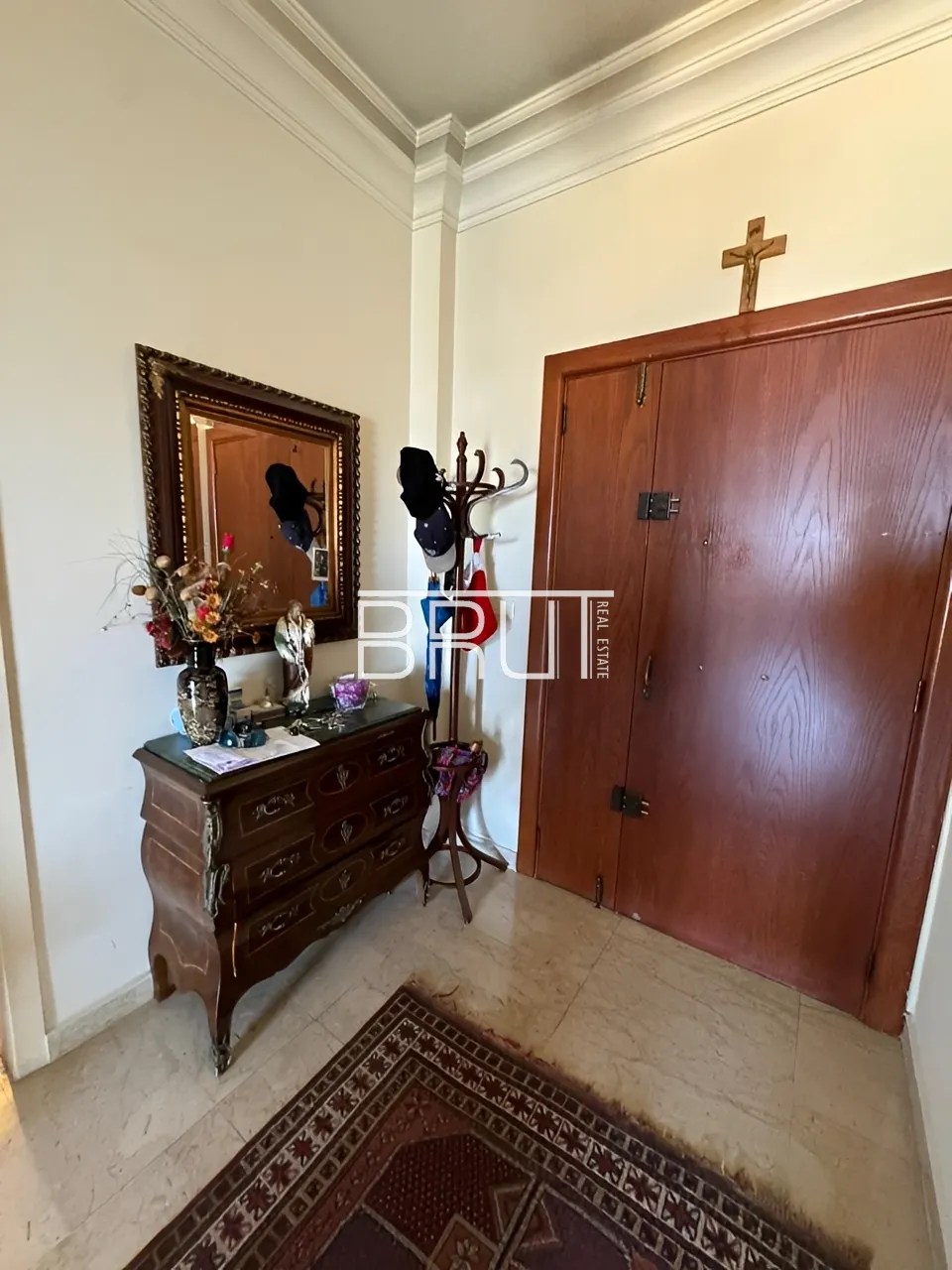 Apartment for Sale in Haret Sakher