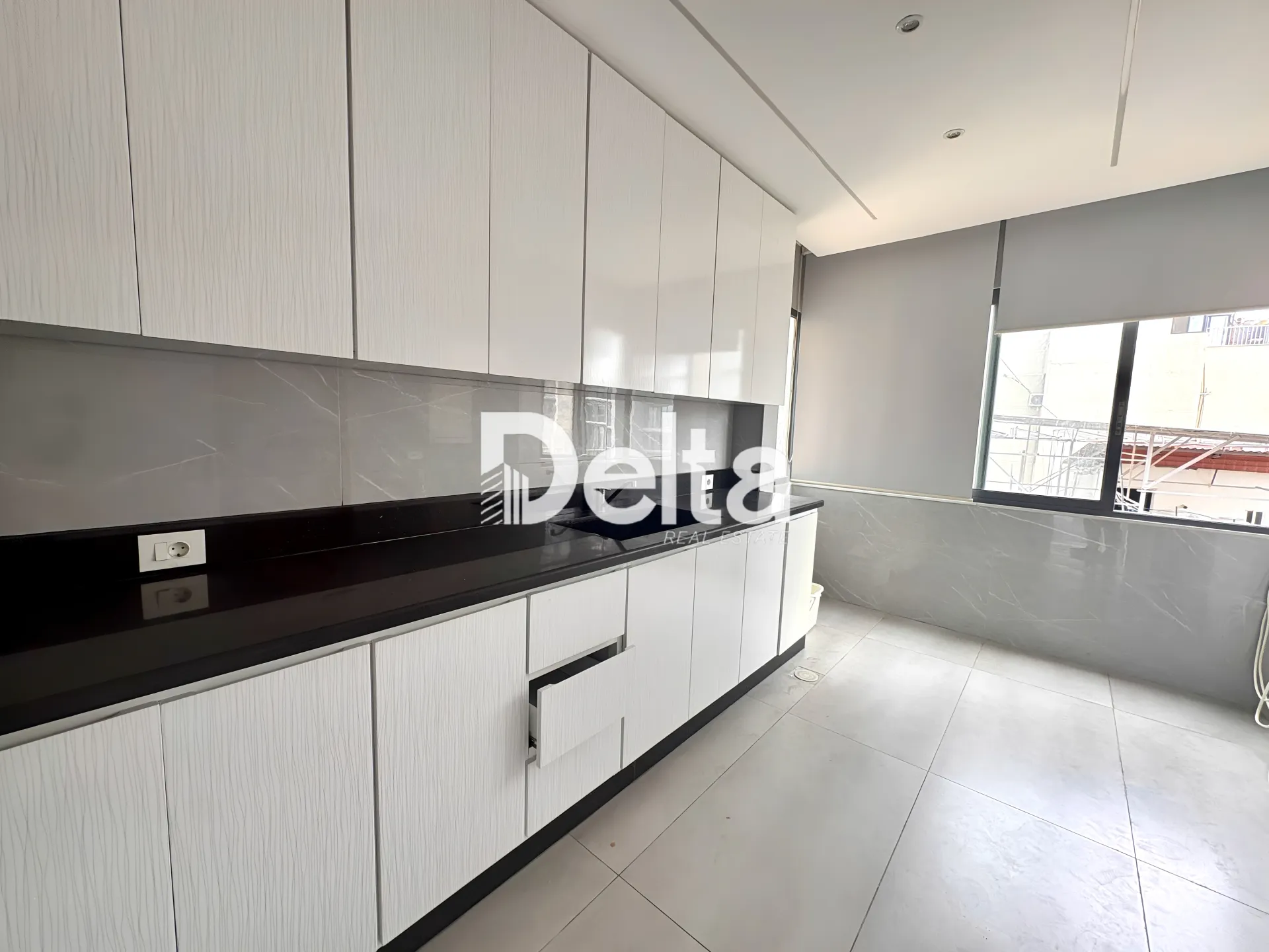 Apartment for sale in Sakiet El Janzeer