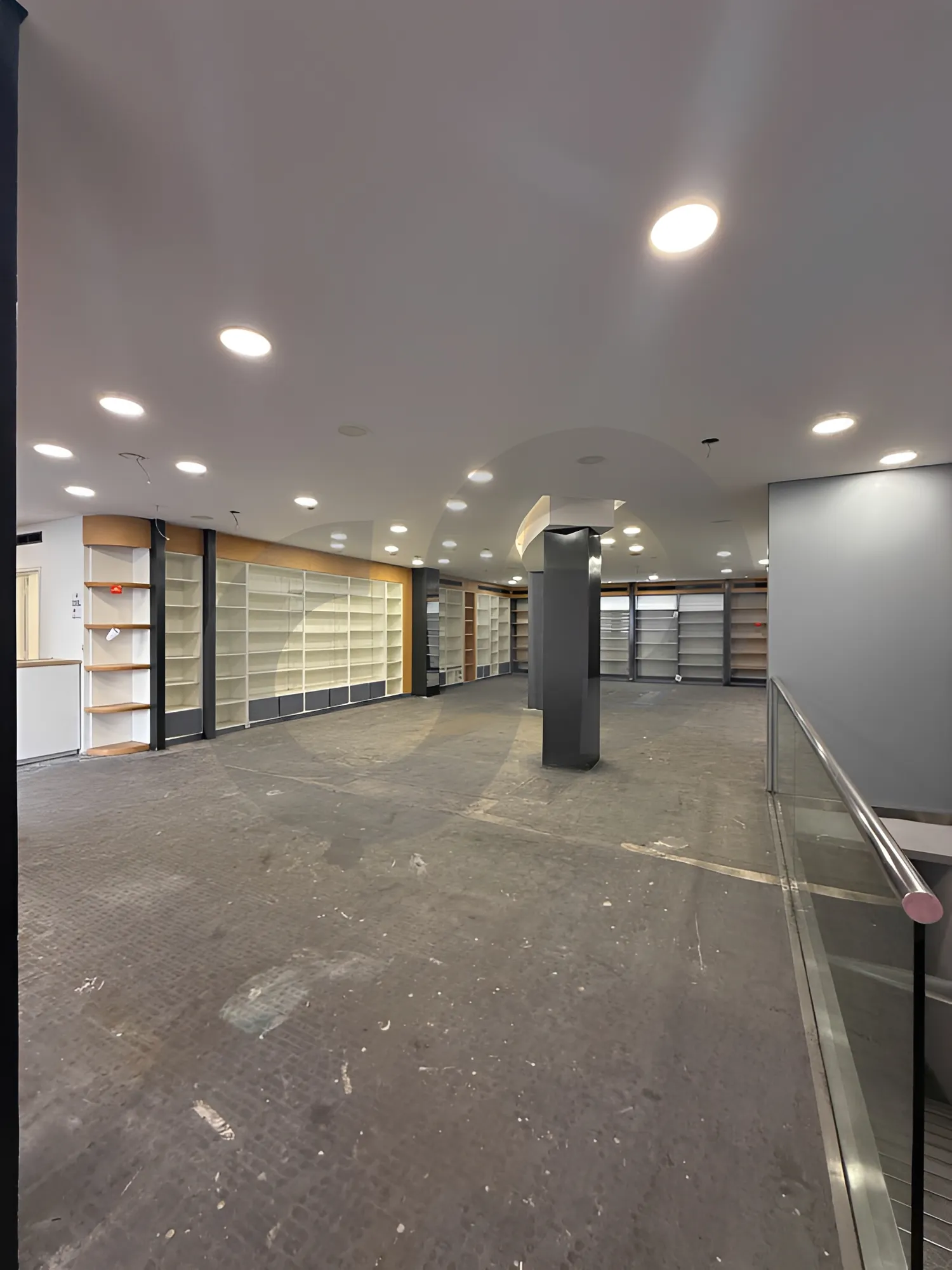 Commercial Property for Rent in Matn