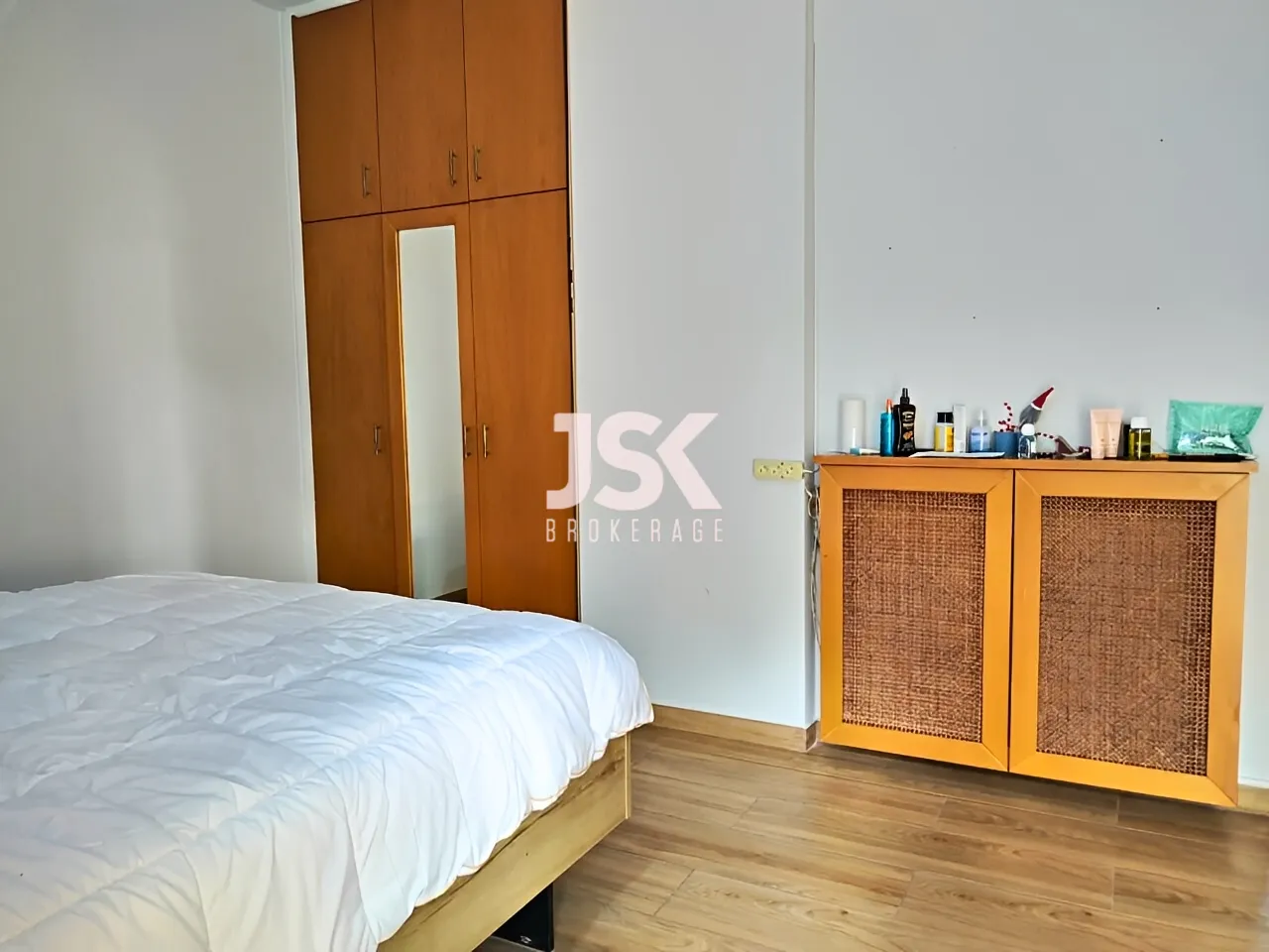 Apartment for Sale in Kfar Hbab