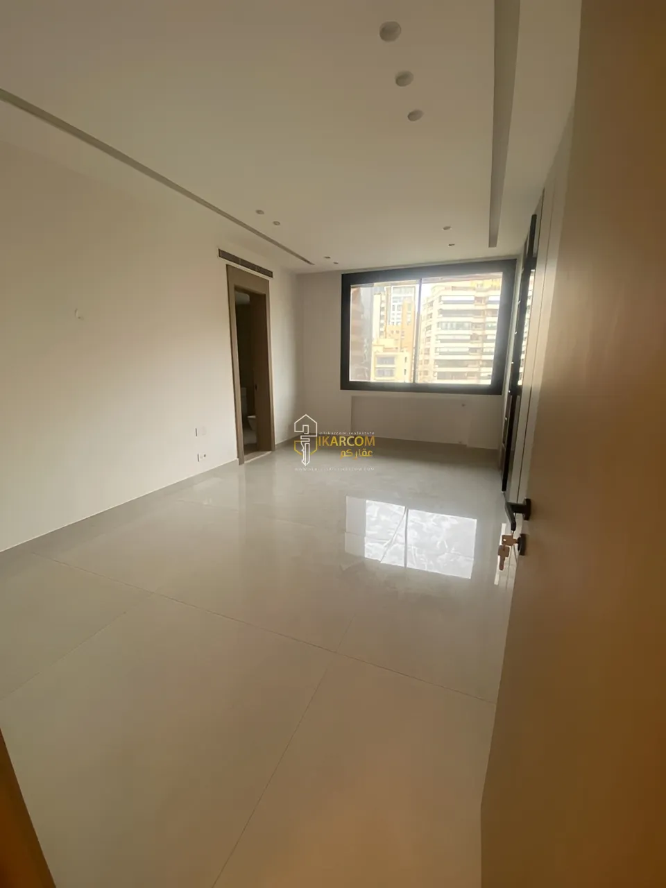 Apartment for sale in Ramlet El Baida, Bayrut, Lebanon