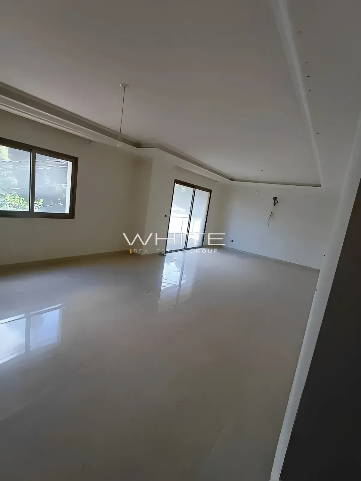 Apartment for Sale in Mansourieh - 3 bed, 4 bath
