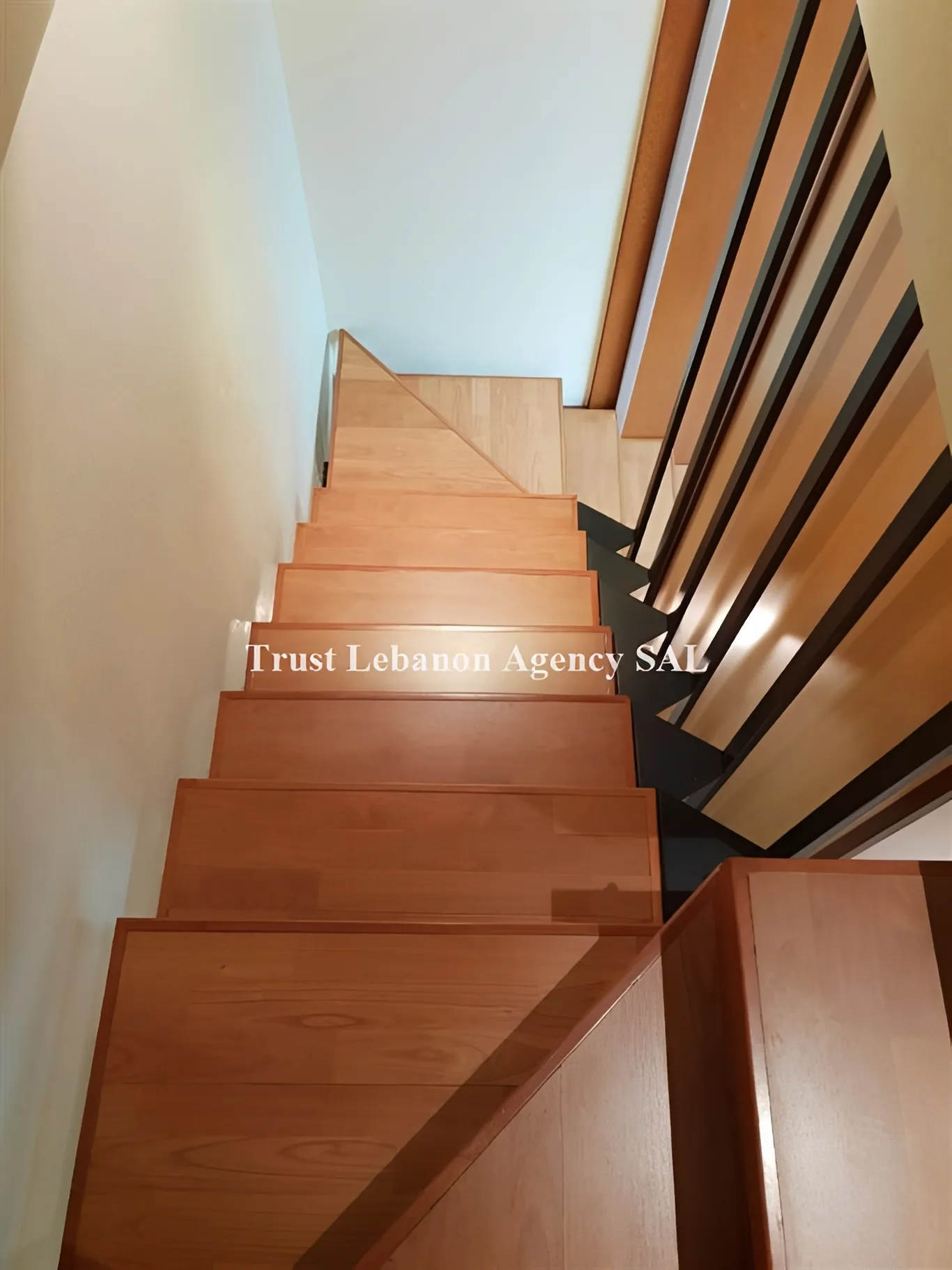 Office For Rent in Metn, Zalka