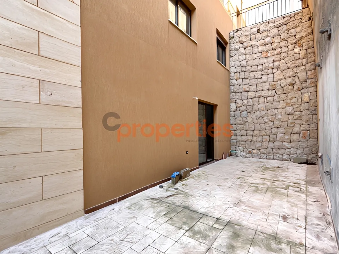 Apartment for Sale in Broummana - 3 bed, 3 bath