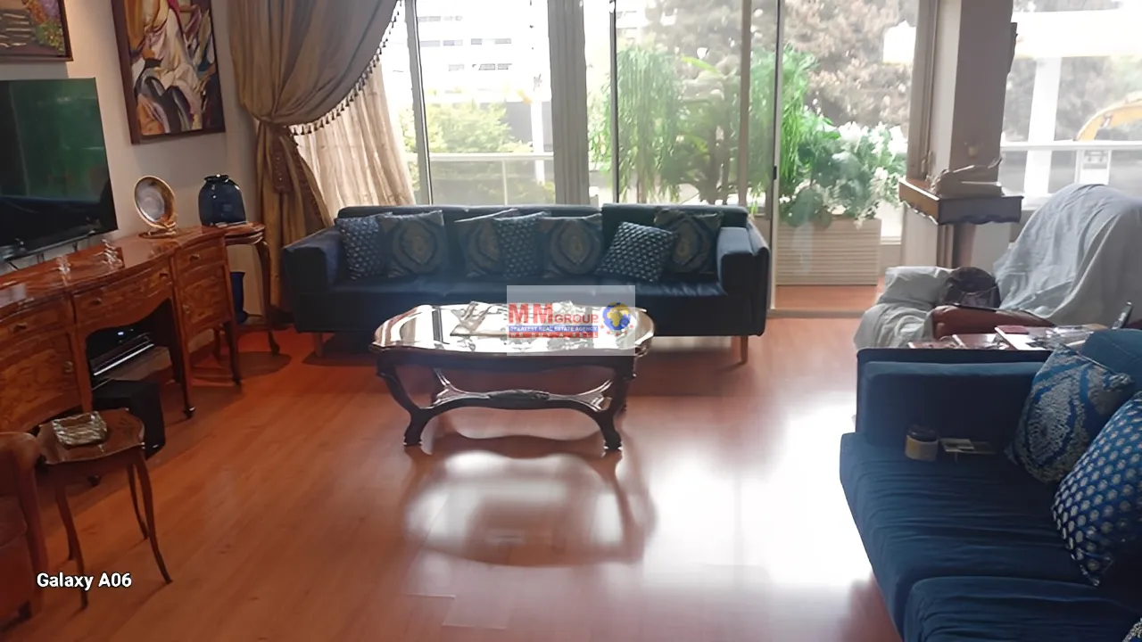 Apartment for Sale in Sin El Fil - 3 bed, 4 bath