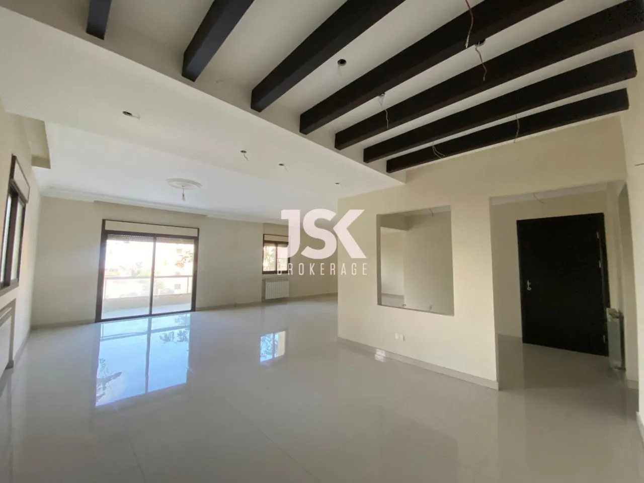 Apartment for Rent in Mazraat Yachoua