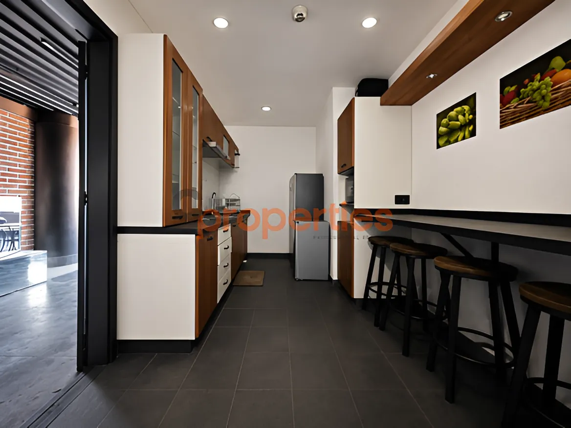 Shop for Rent in Hamra