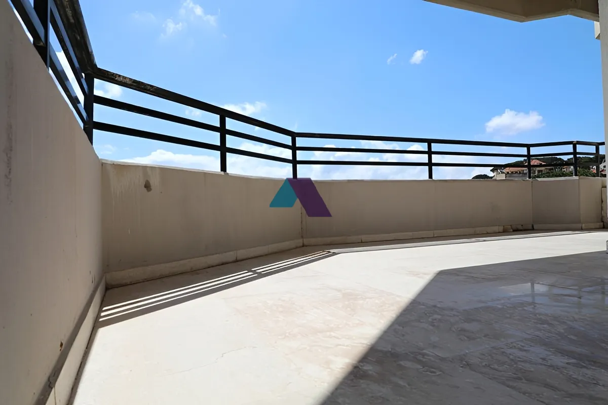 Apartment for Sale in Baabdat