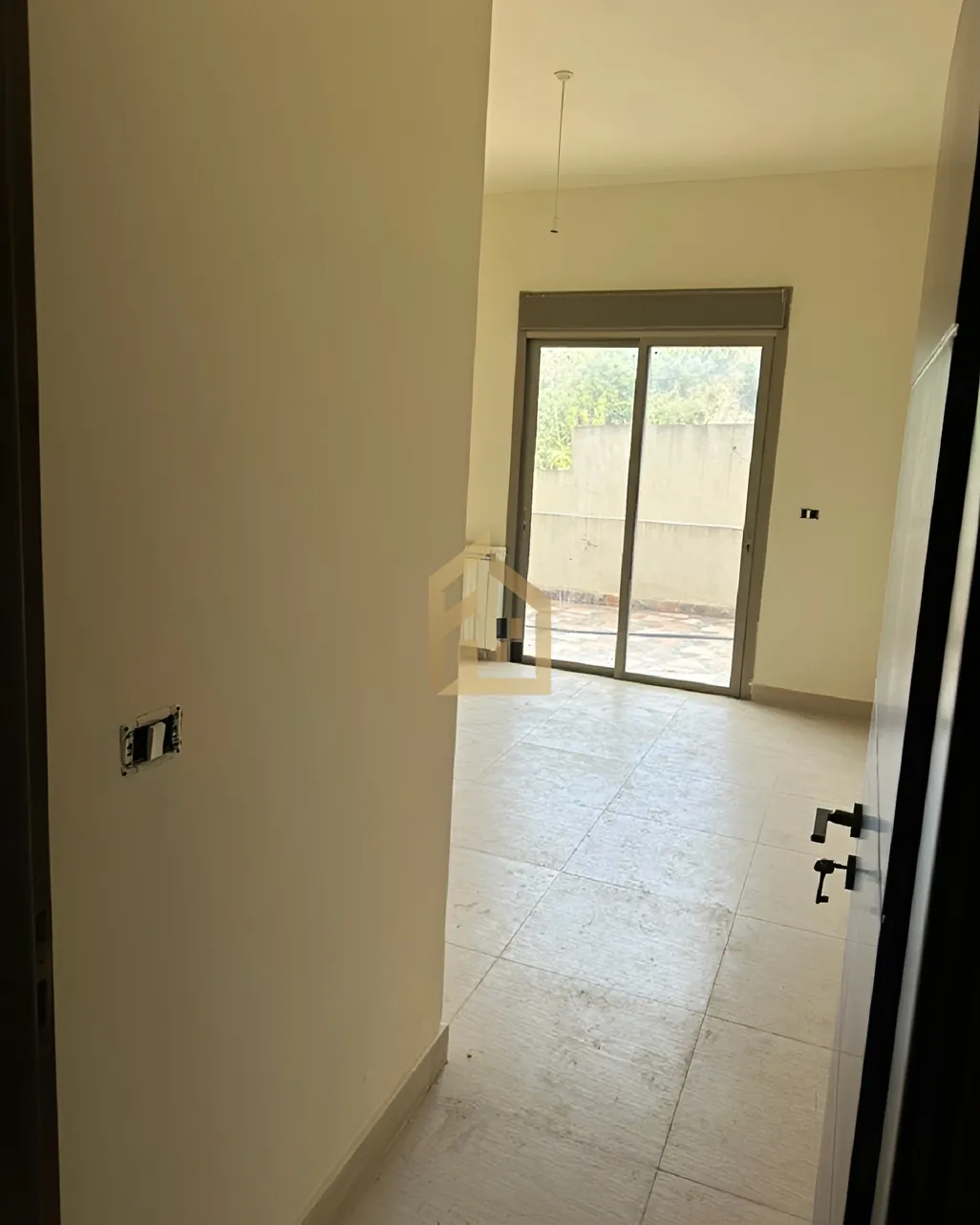 Apartment for sale in Ballouneh, Lebanon